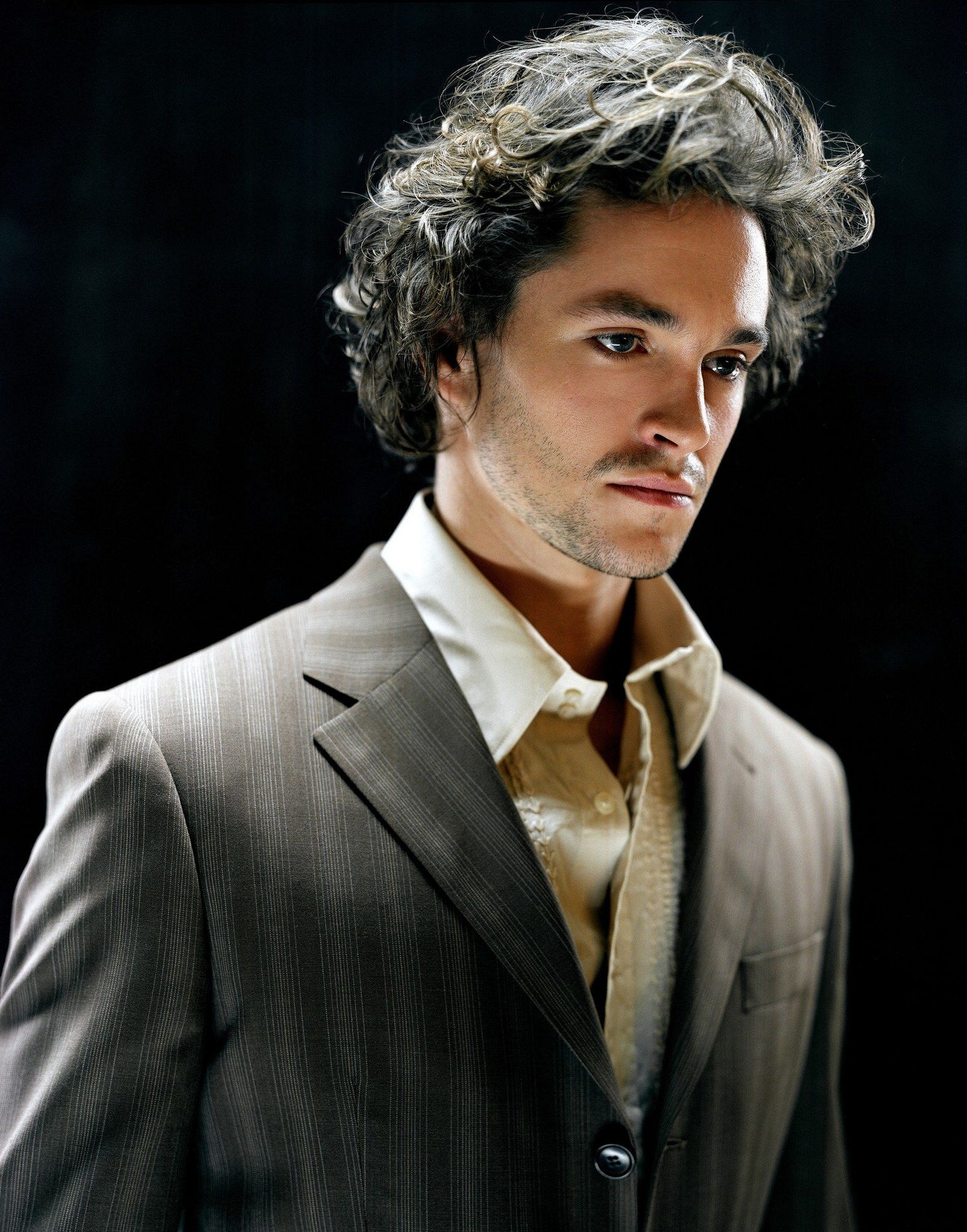 Hugh Dancy, High Quality, Hot British Men, 1580x2000 HD Phone