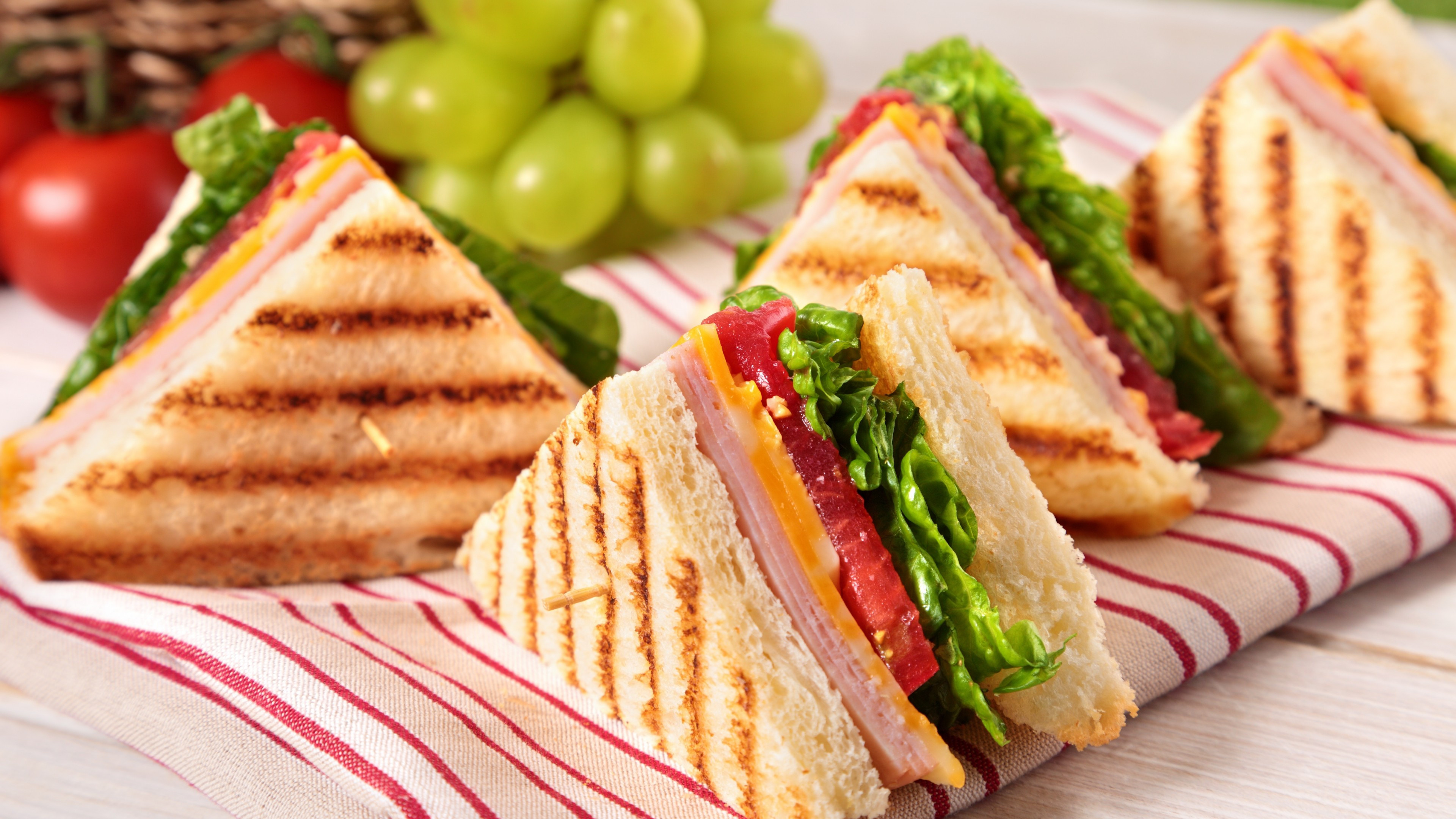 Sandwich tomato grape, Toast fast food, 3840x2160 4K Desktop