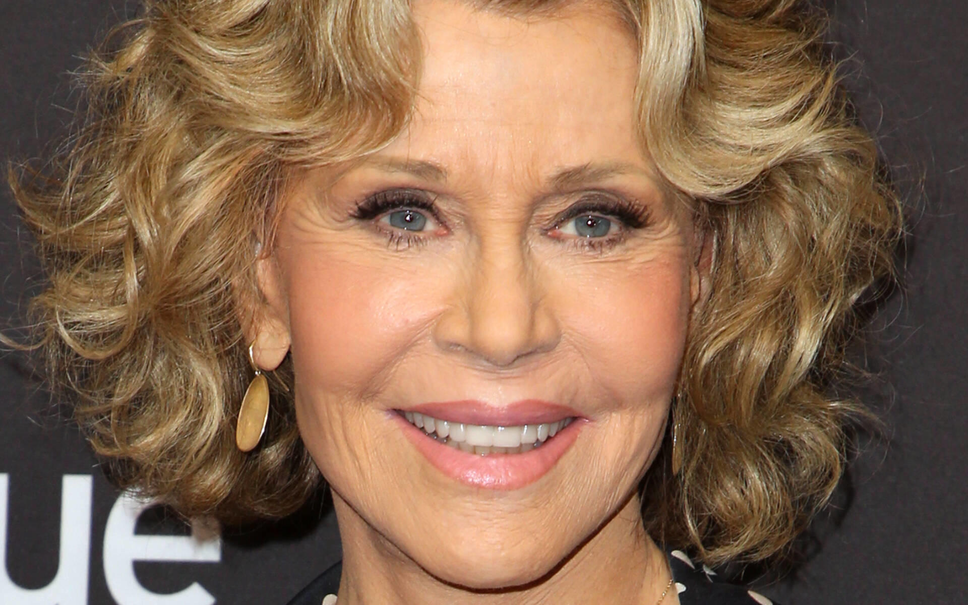 Jane Fonda, Movies, Actress, Protest, 1920x1200 HD Desktop