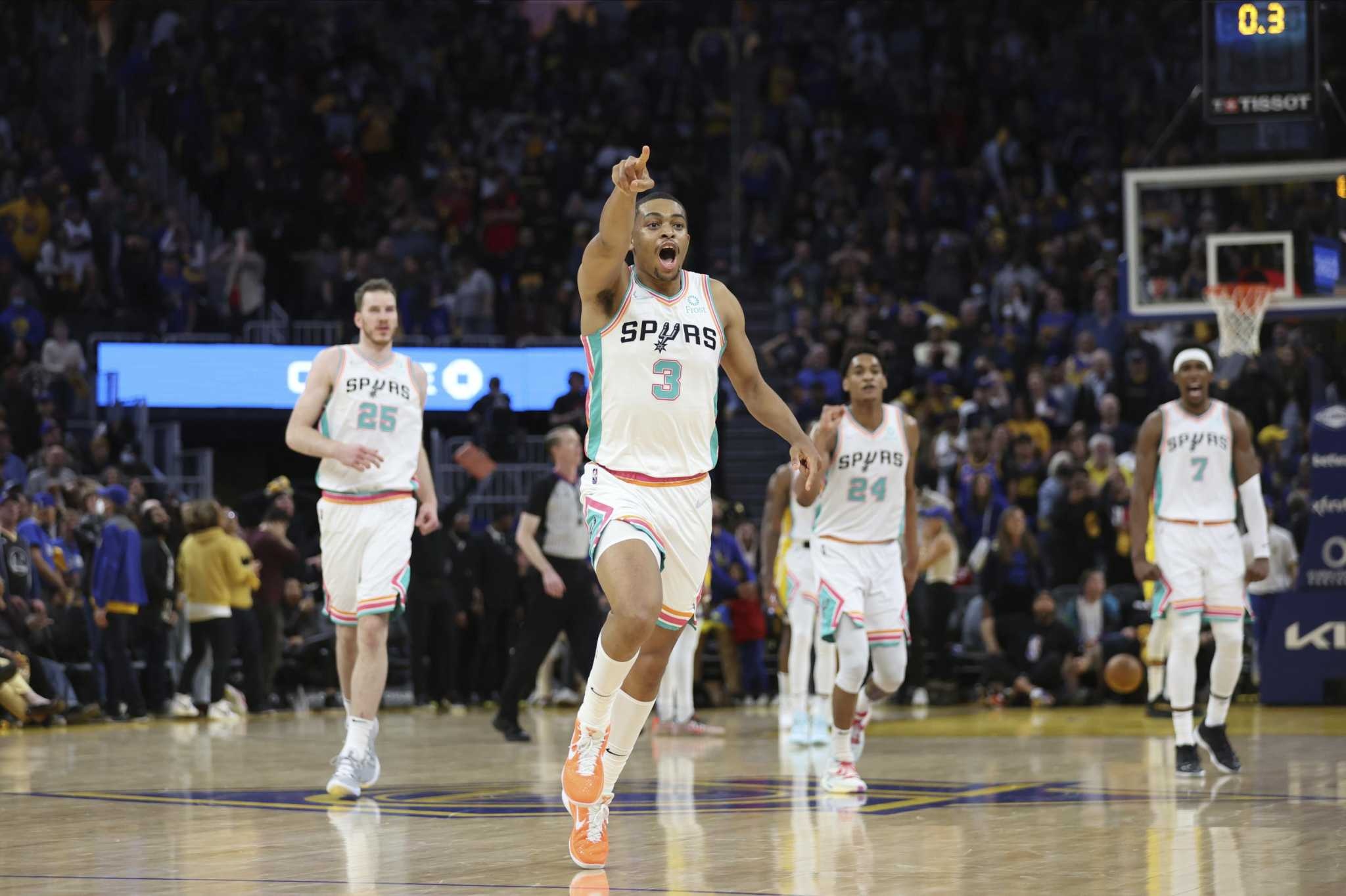 San Antonio Spurs, Keldon Johnson Wallpaper, 2050x1370 HD Desktop