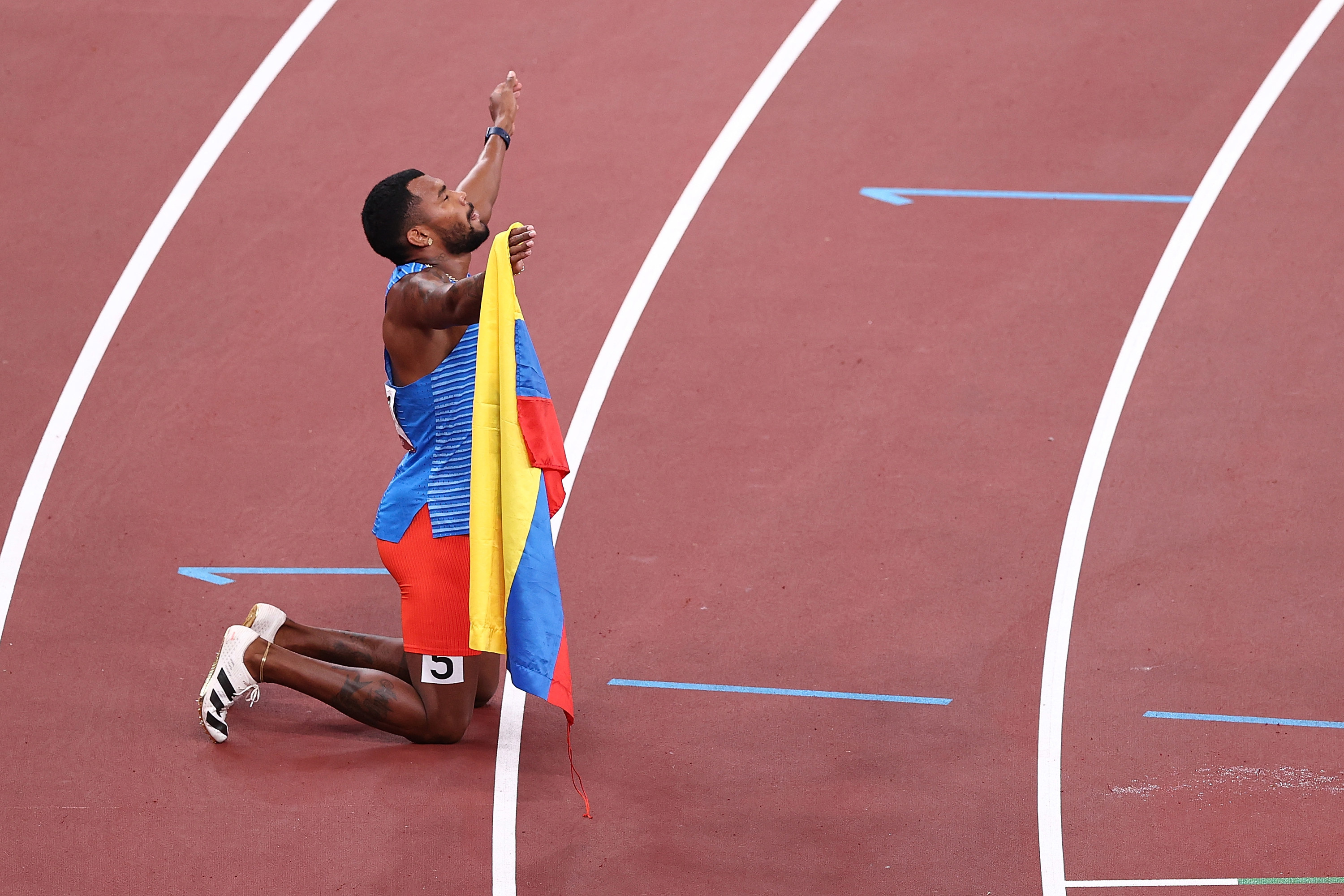 Anthony Jose Zambrano, Olympic medal count, Tokyo 2020, Athletics, 3000x2000 HD Desktop