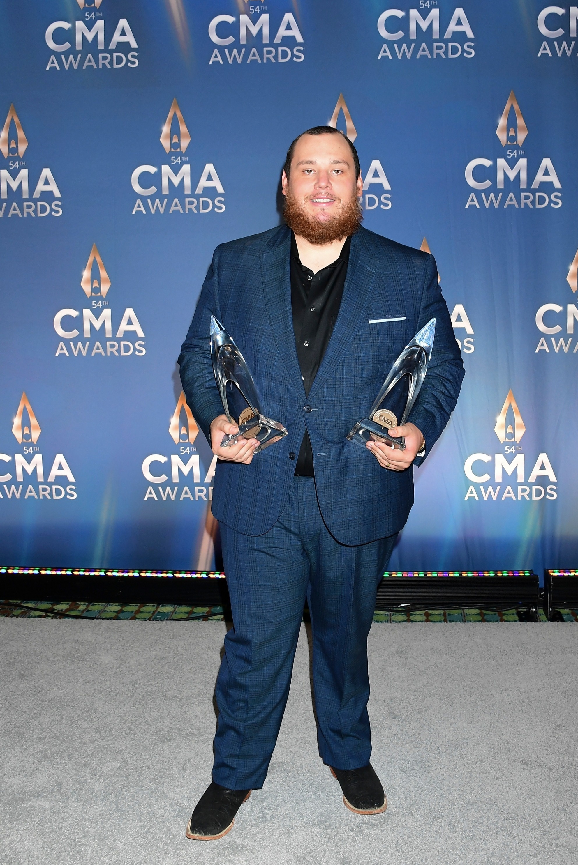 2020 CMA Awards, Luke Combs Wallpaper, 1990x2980 HD Phone