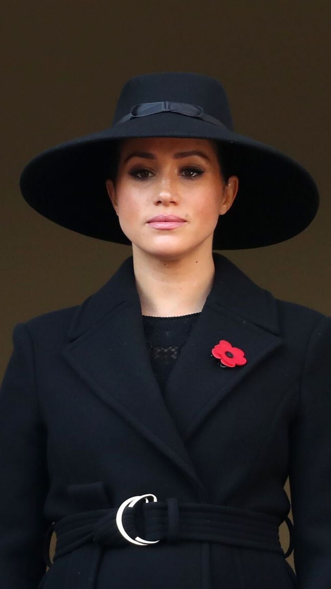 Meghan Markle remembrance Sunday, Black statement hat, Royal fashion, Memorial service, 1080x1920 Full HD Phone