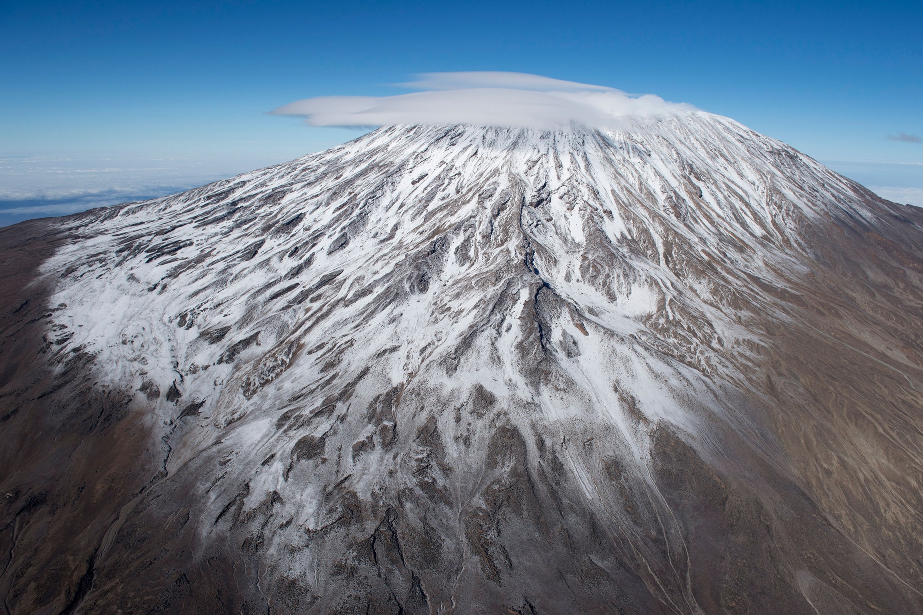 Kilimanjaro, Travels, Tragic incident, Mountain accident, 3080x2050 HD Desktop