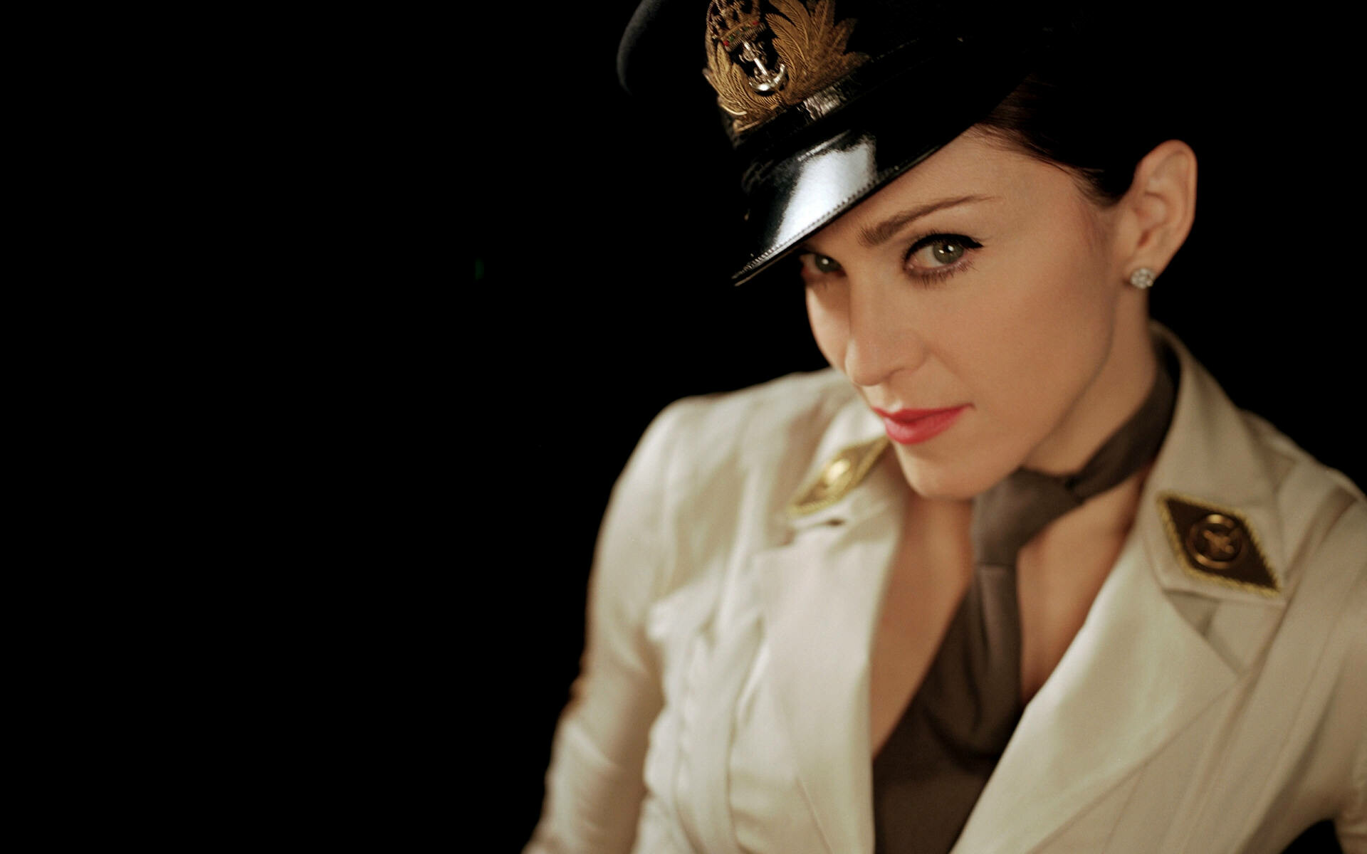 Madonna, HD wallpaper, Glamourous portrait, Chic image, 1920x1200 HD Desktop