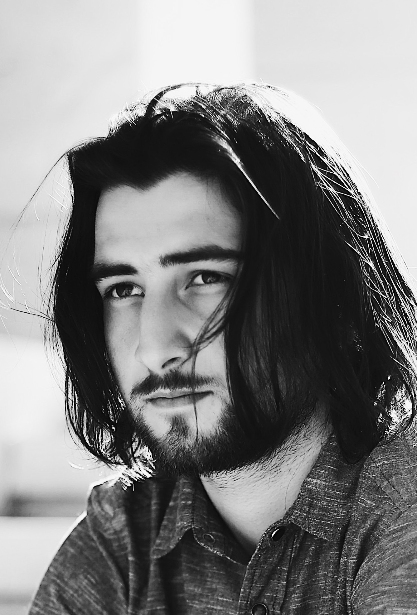 Noah Kahan, Inside scoop, Beautiful mess, Atwood Magazine, 1340x1980 HD Phone