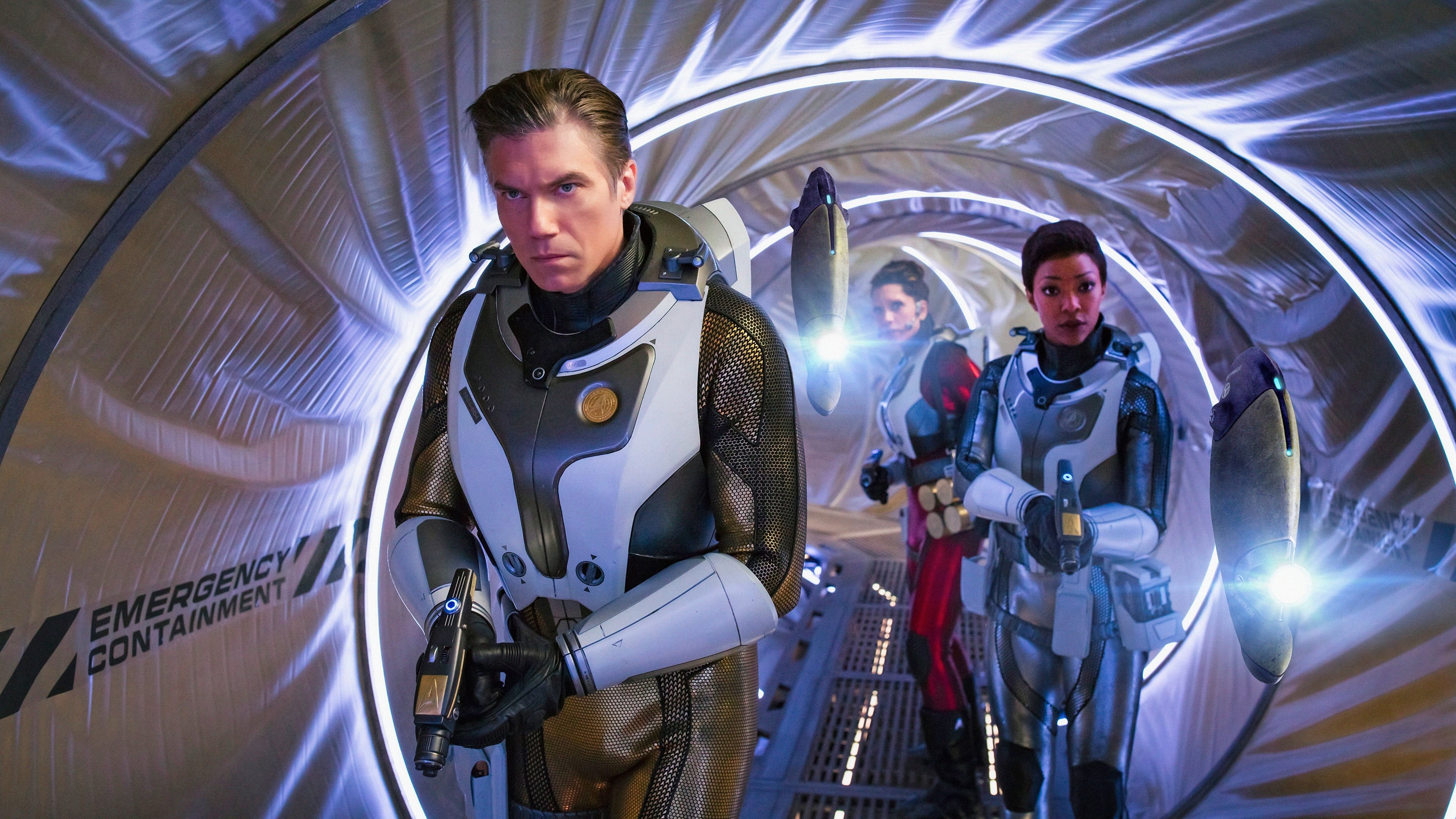 Star Trek: Discovery, Sci-fi masterpiece, Gripping storyline, Iconic characters, 3840x2160 4K Desktop