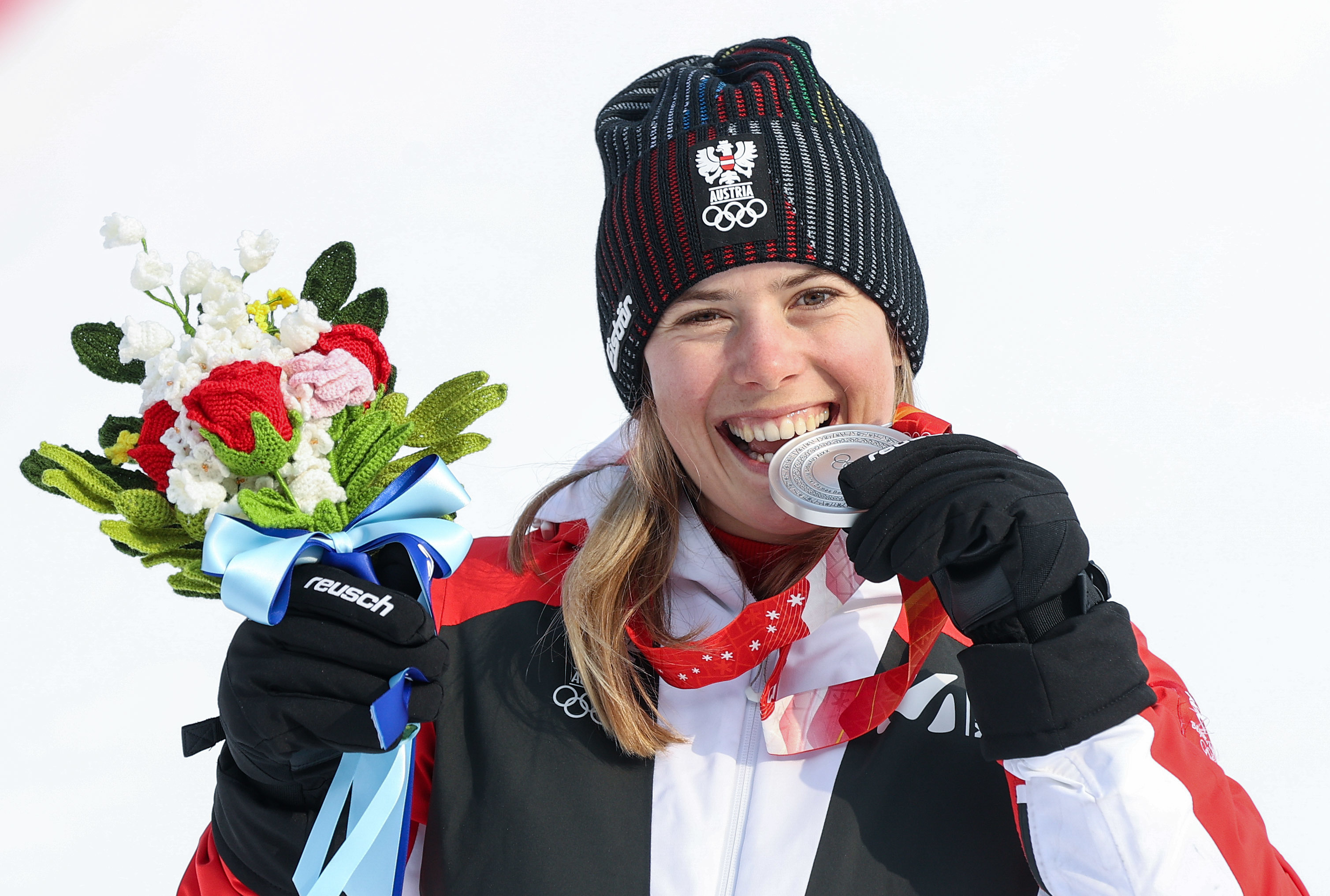 Olympic silver medal, Katharina Liensberger Wallpaper, 3020x2040 HD Desktop