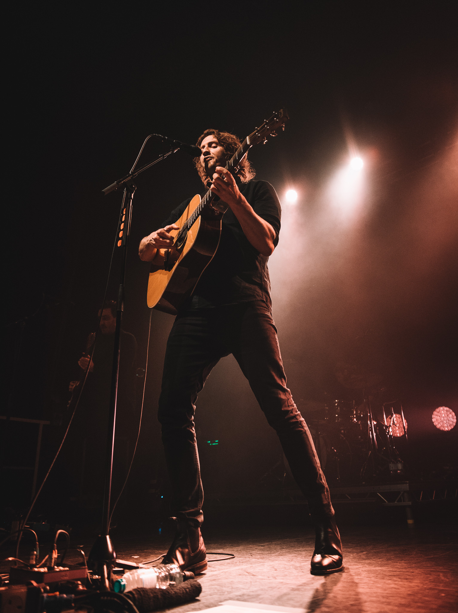 Dean Lewis, Soulful melodies, Emotional lyrics, Captivating performances, 1540x2050 HD Phone