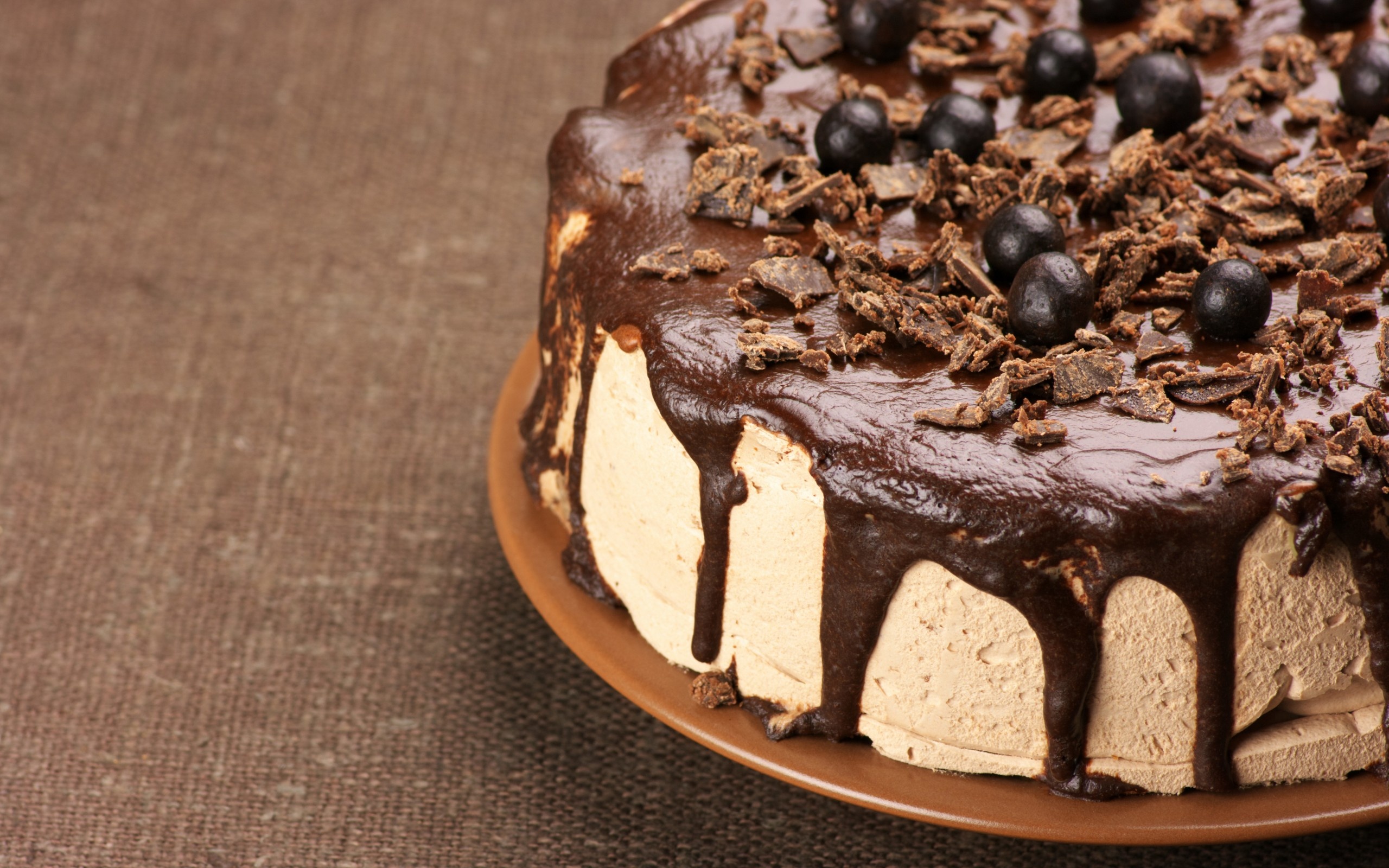 Cake in HD, Beautiful image, Mouth-watering treat, Tempting delight, 2560x1600 HD Desktop