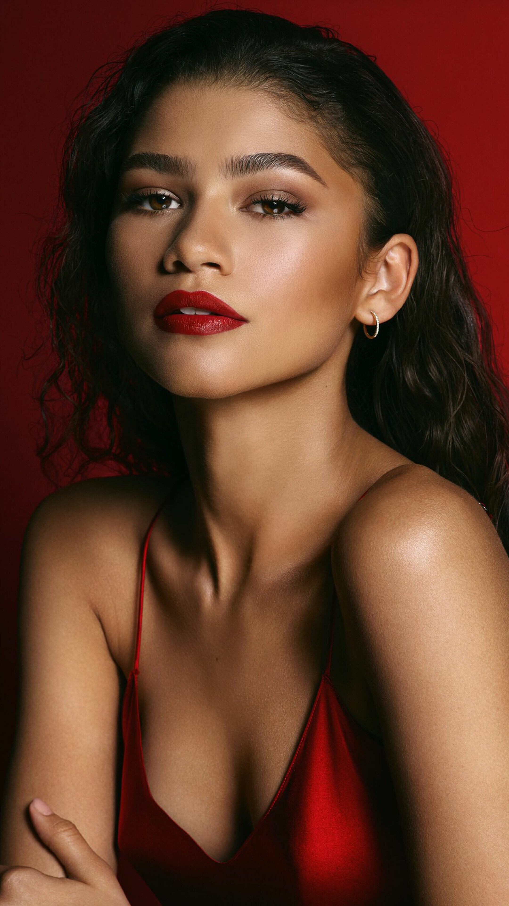 Zendaya, Celebs, 2021 wallpapers, 2160x3840 4K Phone