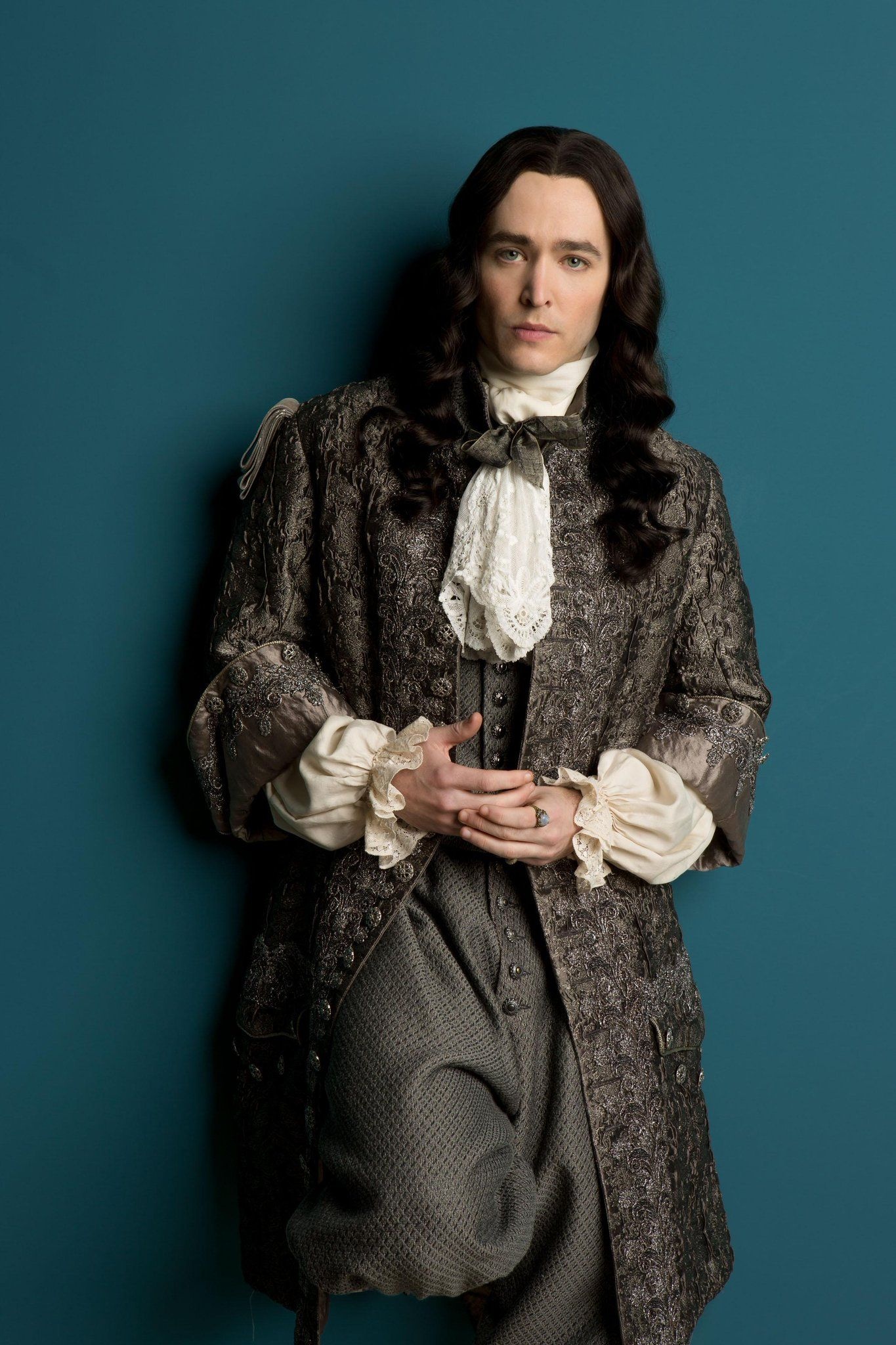 Versailles series, Versailles on Twitter, 17th century fashion, 1370x2050 HD Phone