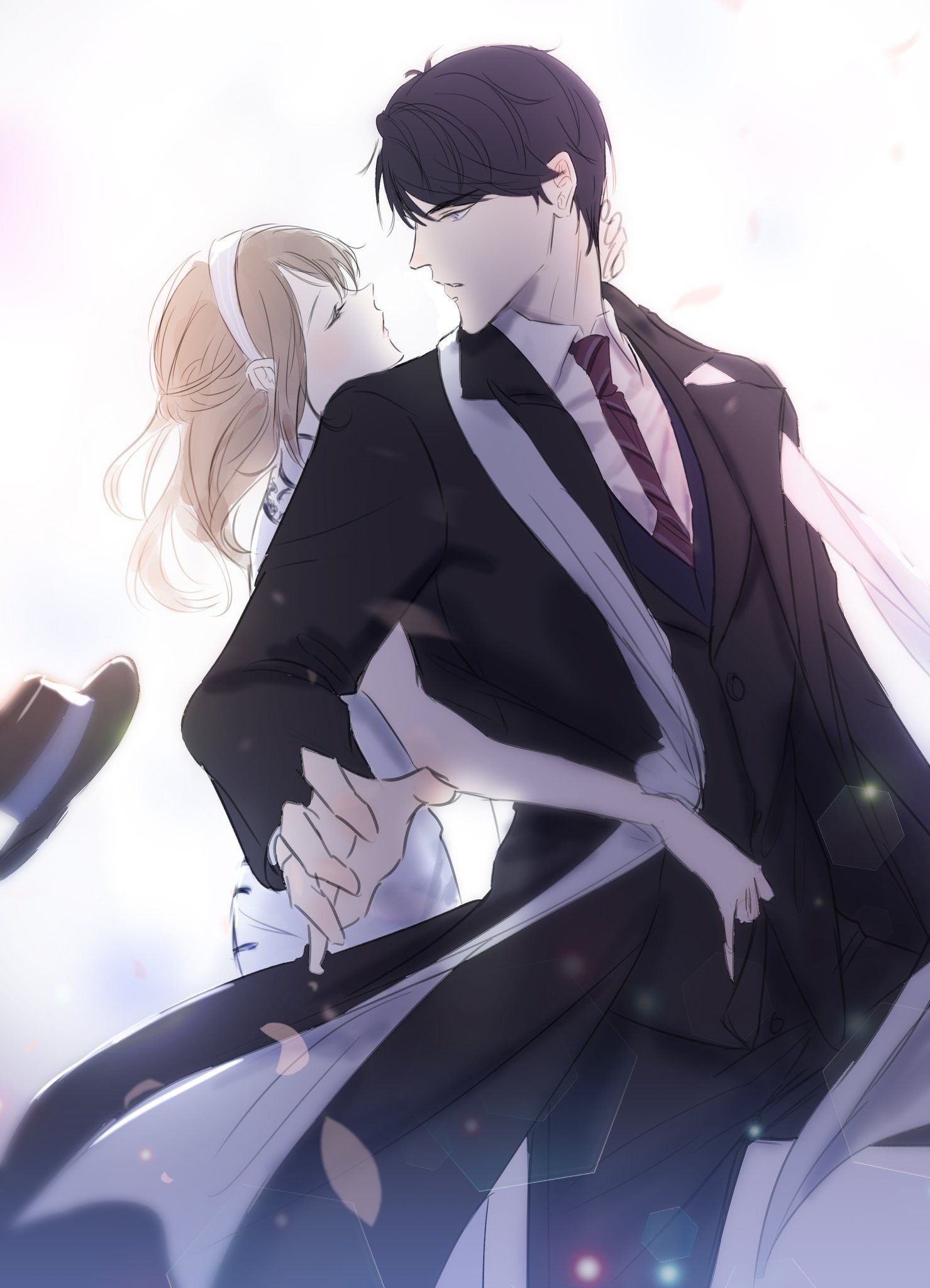 black-haired man in suit, blonde woman with headband, falling fedora hat, HD Phone wallpaper