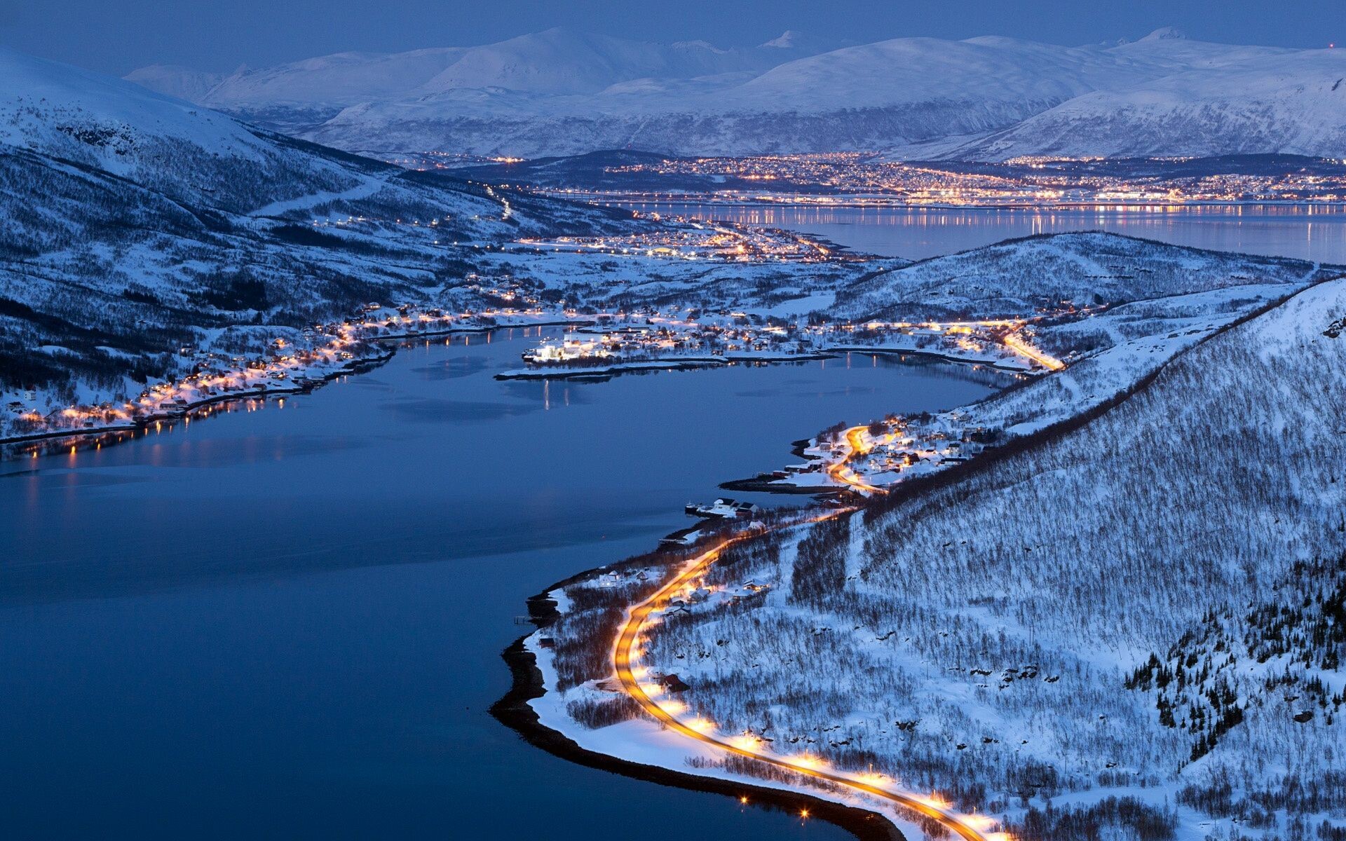 Norway winter night, Troms beauty, Captivating auroras, Snowy wonderland, 1920x1200 HD Desktop