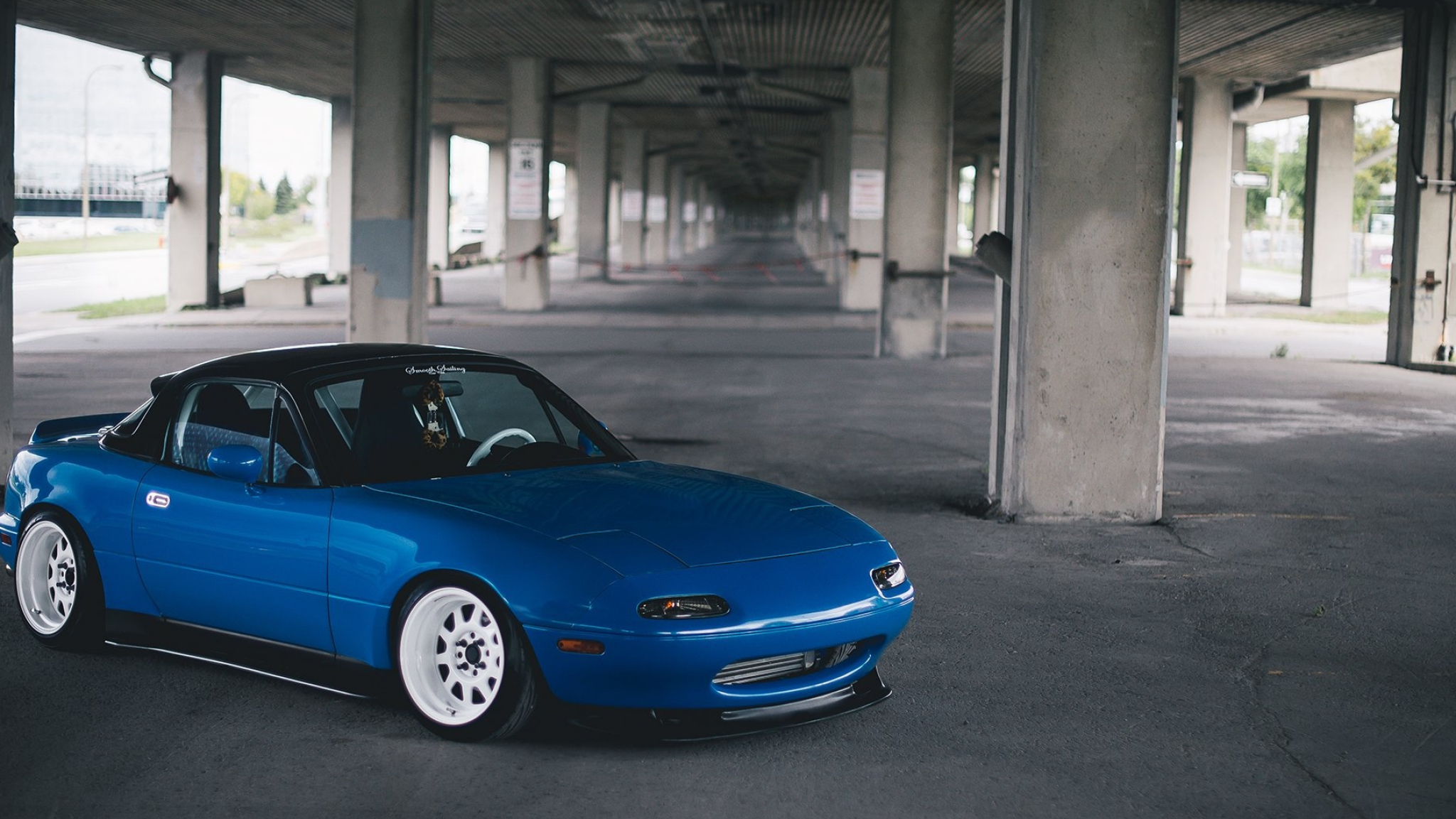 MX-5 Roadster, Mazda Miata Wallpaper, 2050x1160 HD Desktop