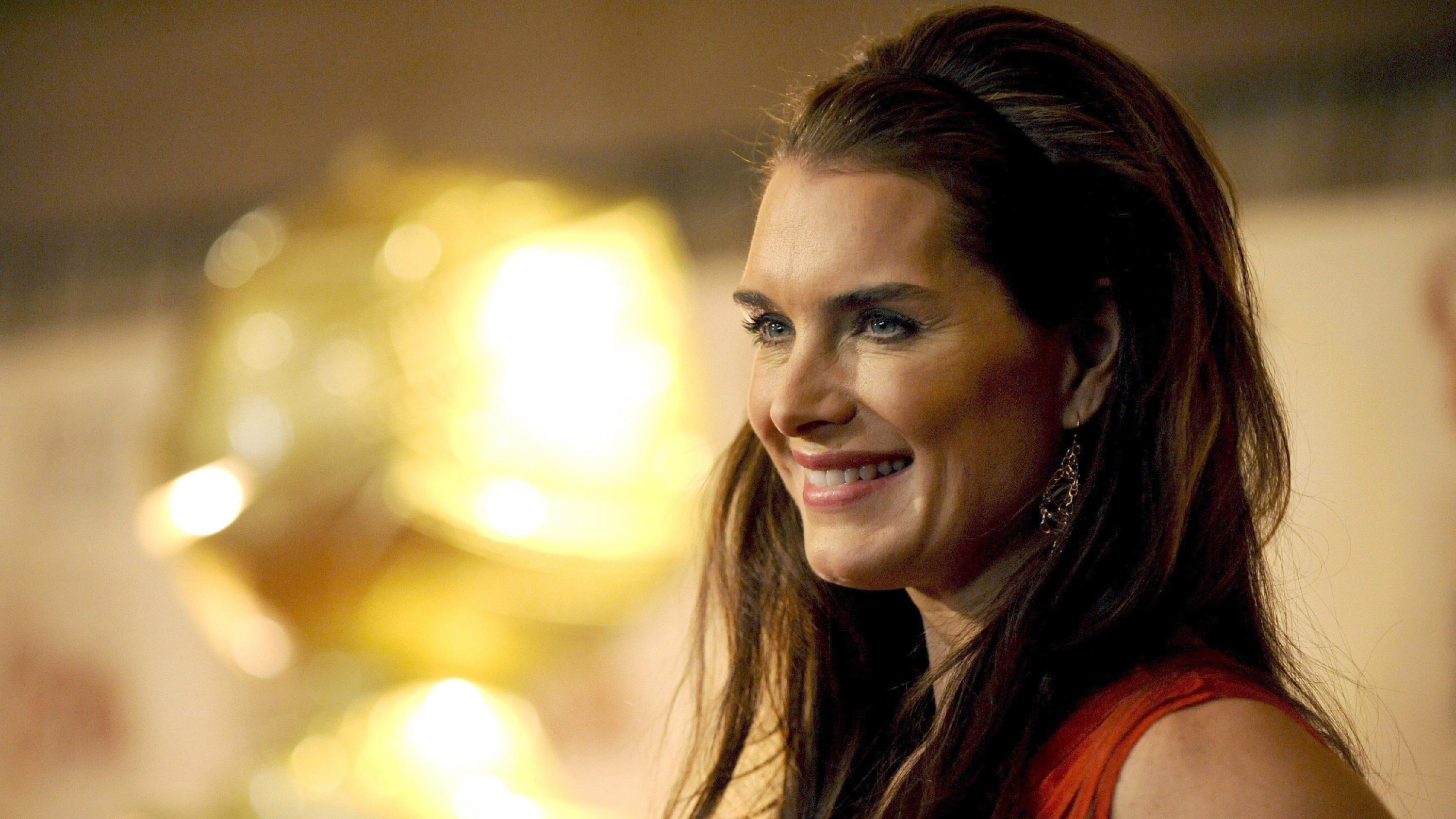 Brooke Shields movies, top form, bikini figure, 52 years, 3000x1690 HD Desktop