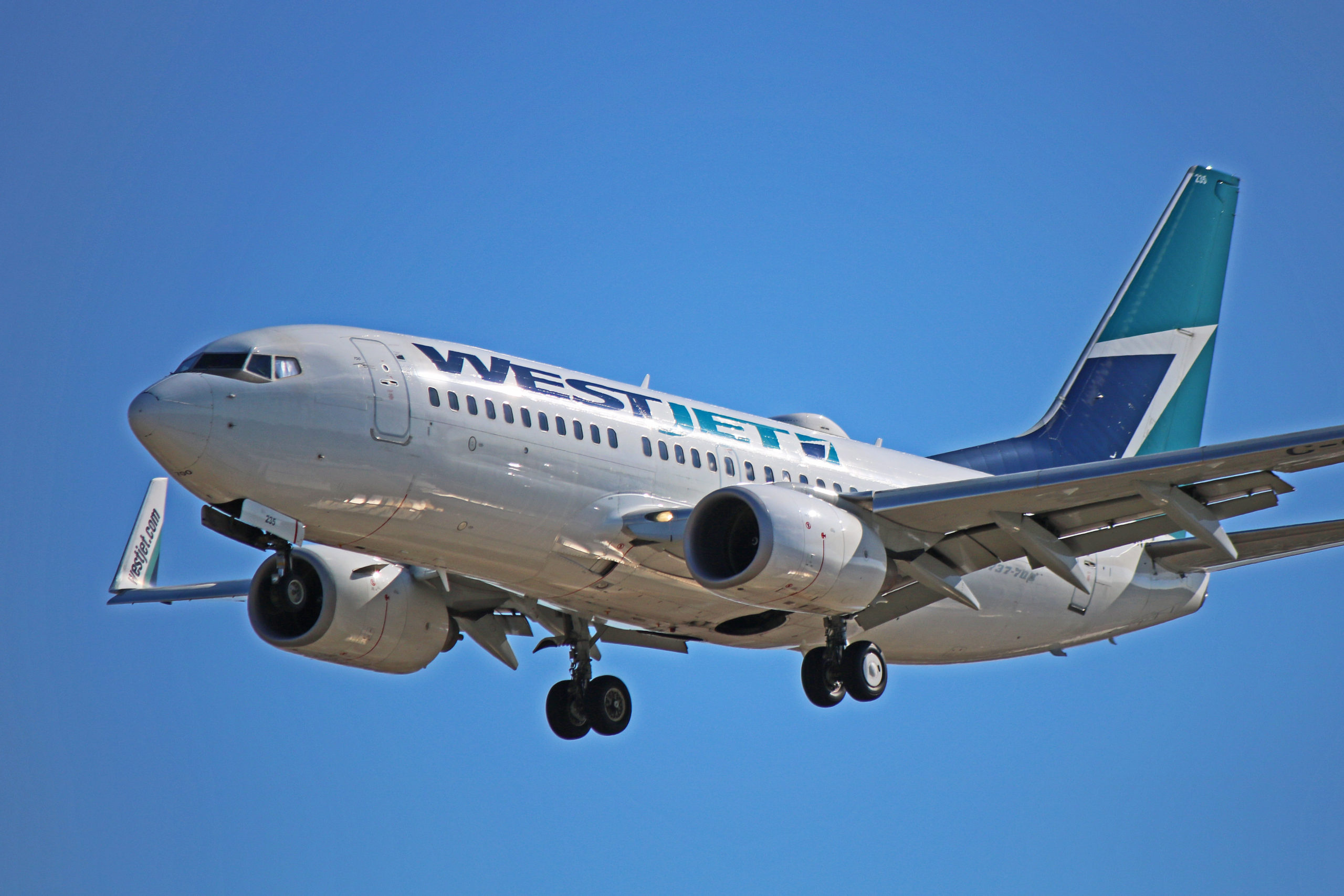 WestJet, GWBN WestJet, Smelly history, Interesting facts, 2560x1710 HD Desktop