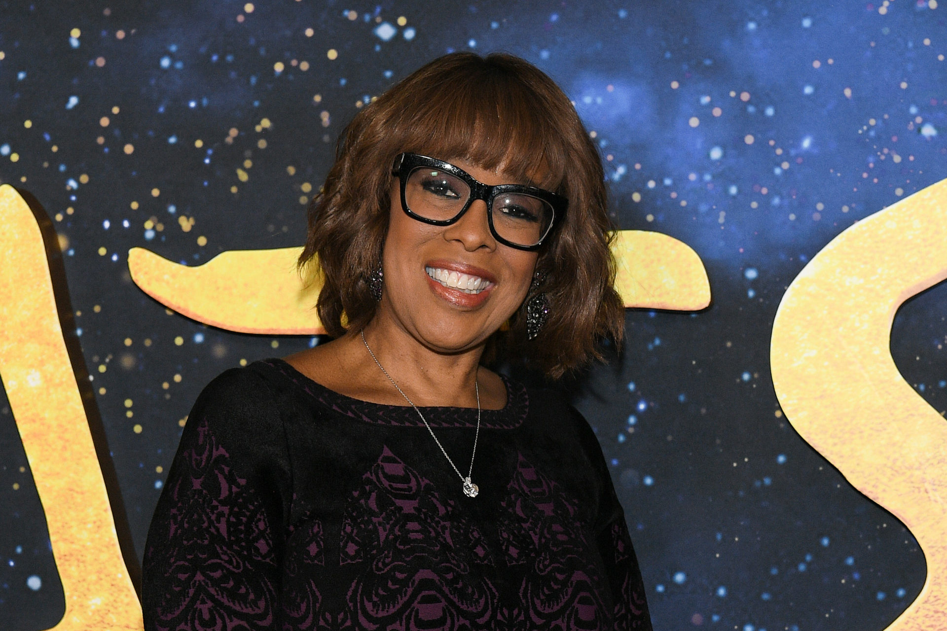 Gayle King, Interview controversy, Favorability, 1920x1280 HD Desktop