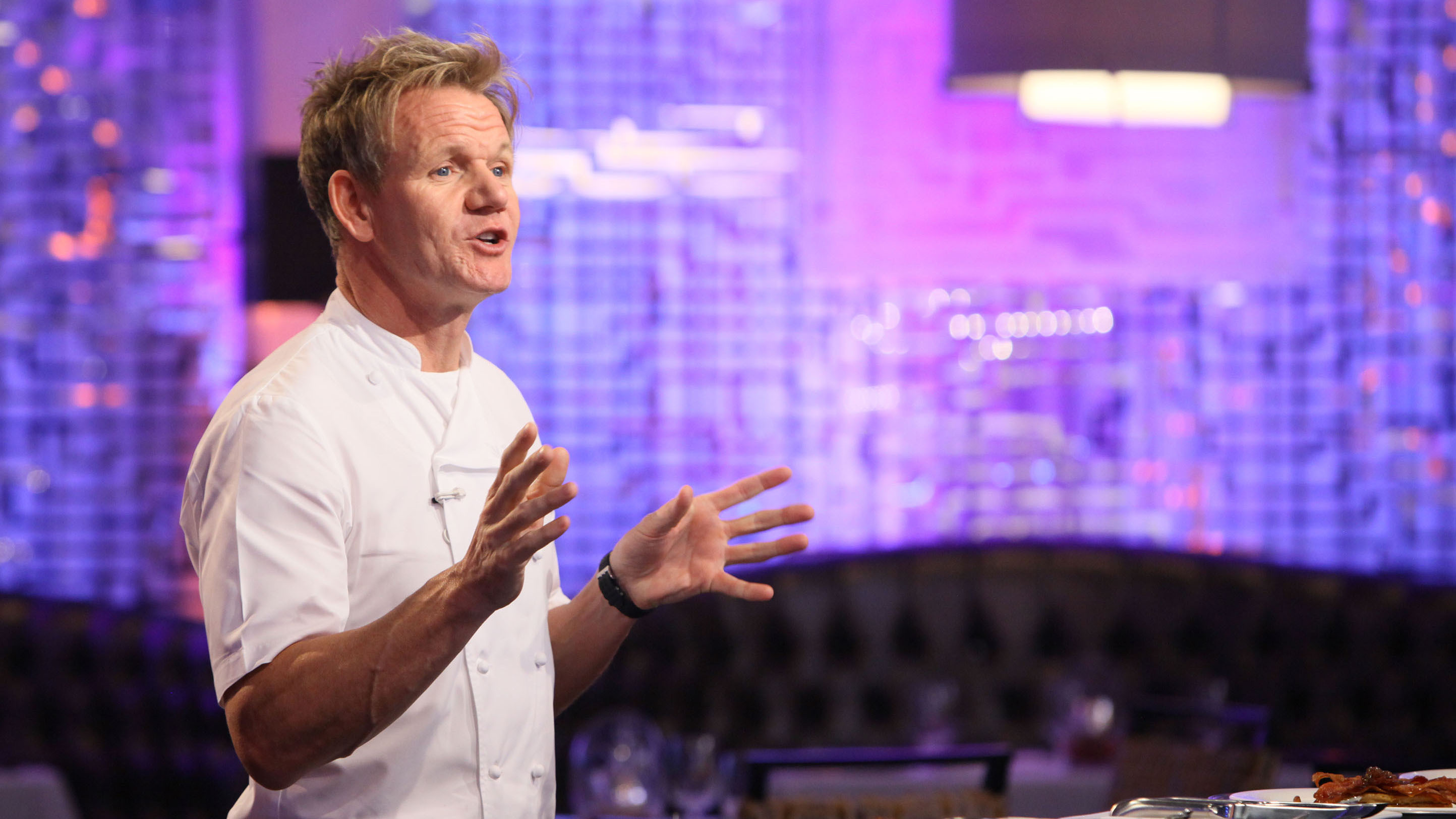 Gordon Ramsay, HD background, Culinary virtuoso, Chef's art, 2890x1630 HD Desktop