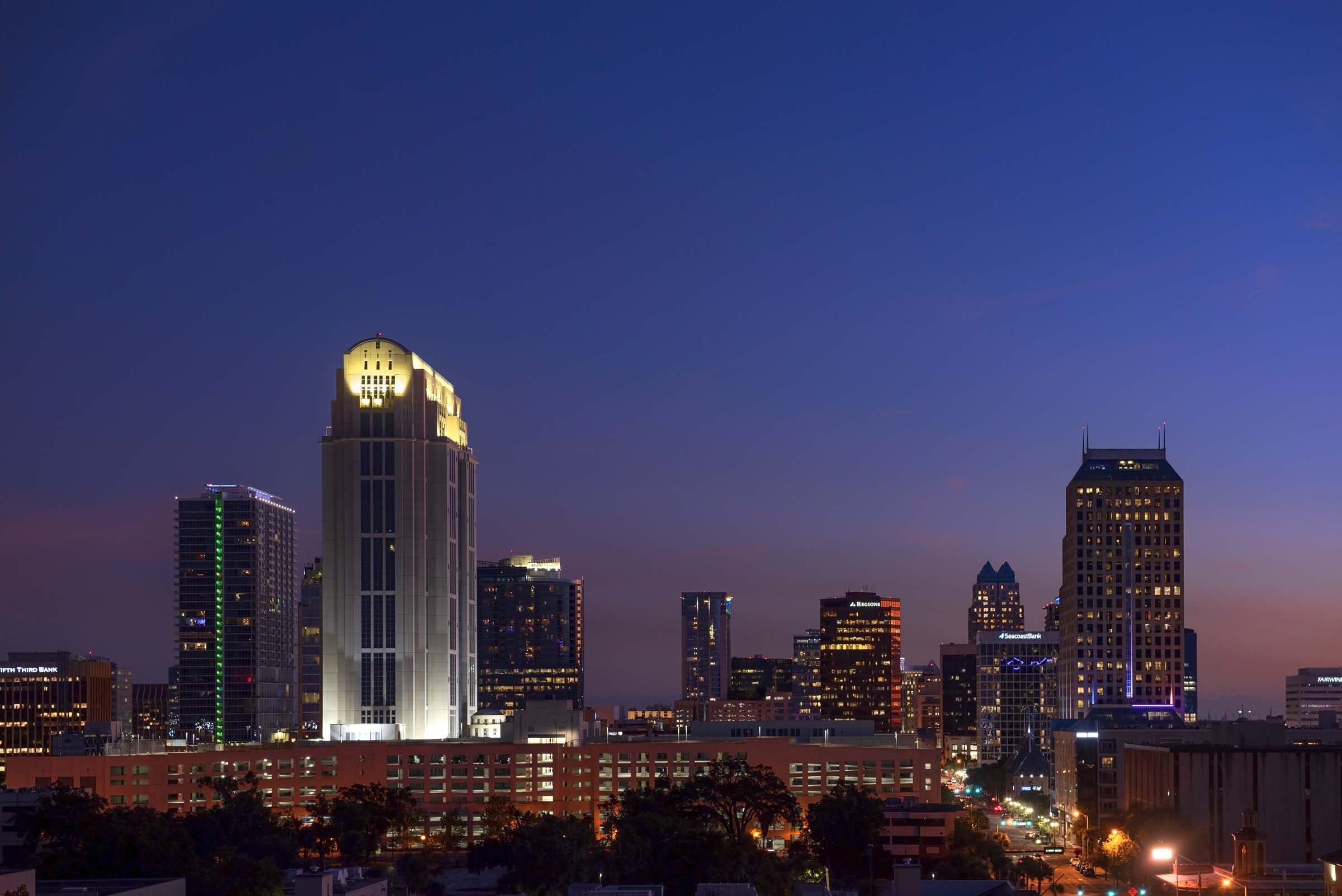 Orlando Skyline, Community gallery, North Quarter, Vibrant neighborhood, 2400x1610 HD Desktop