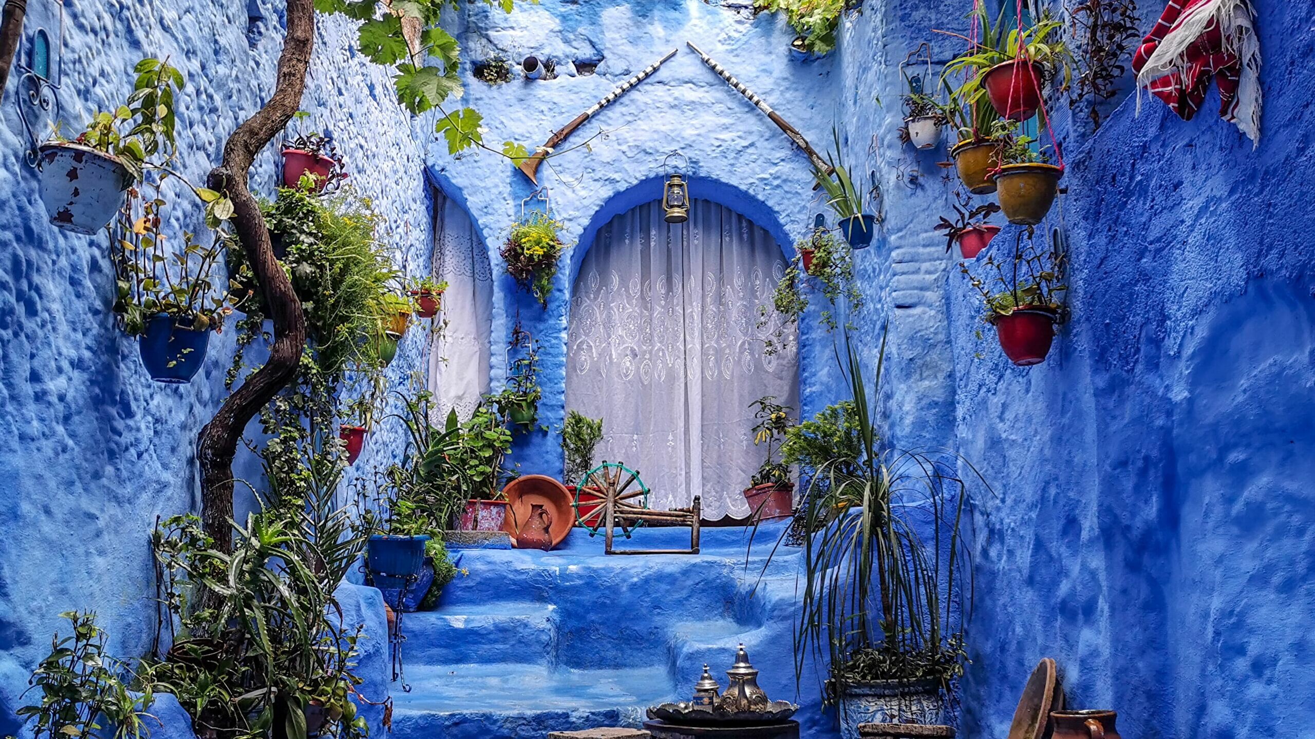 Morocco, Blue city allure, Intriguing vibes, Fascinating wallpapers, 2560x1440 HD Desktop