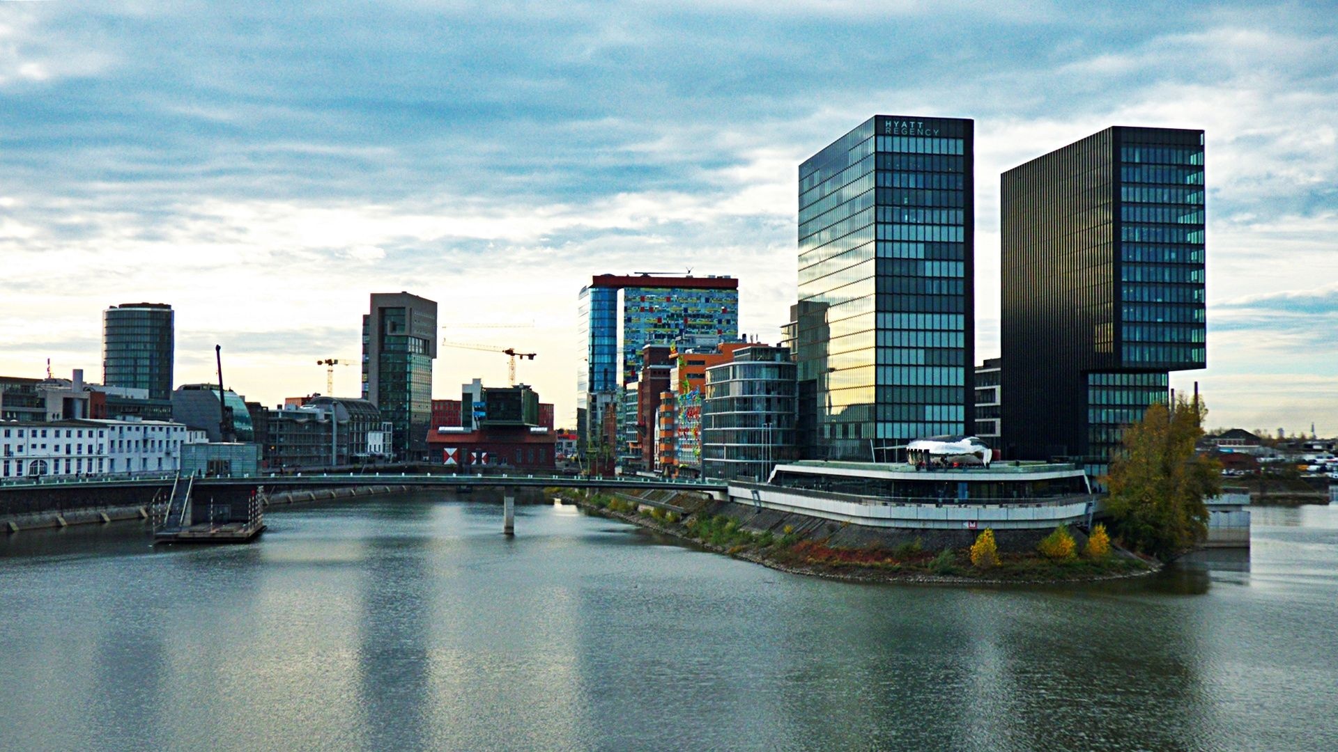 Dusseldorf Skyline, Travels, Blick in den Medienhafen, 1920x1080 Full HD Desktop