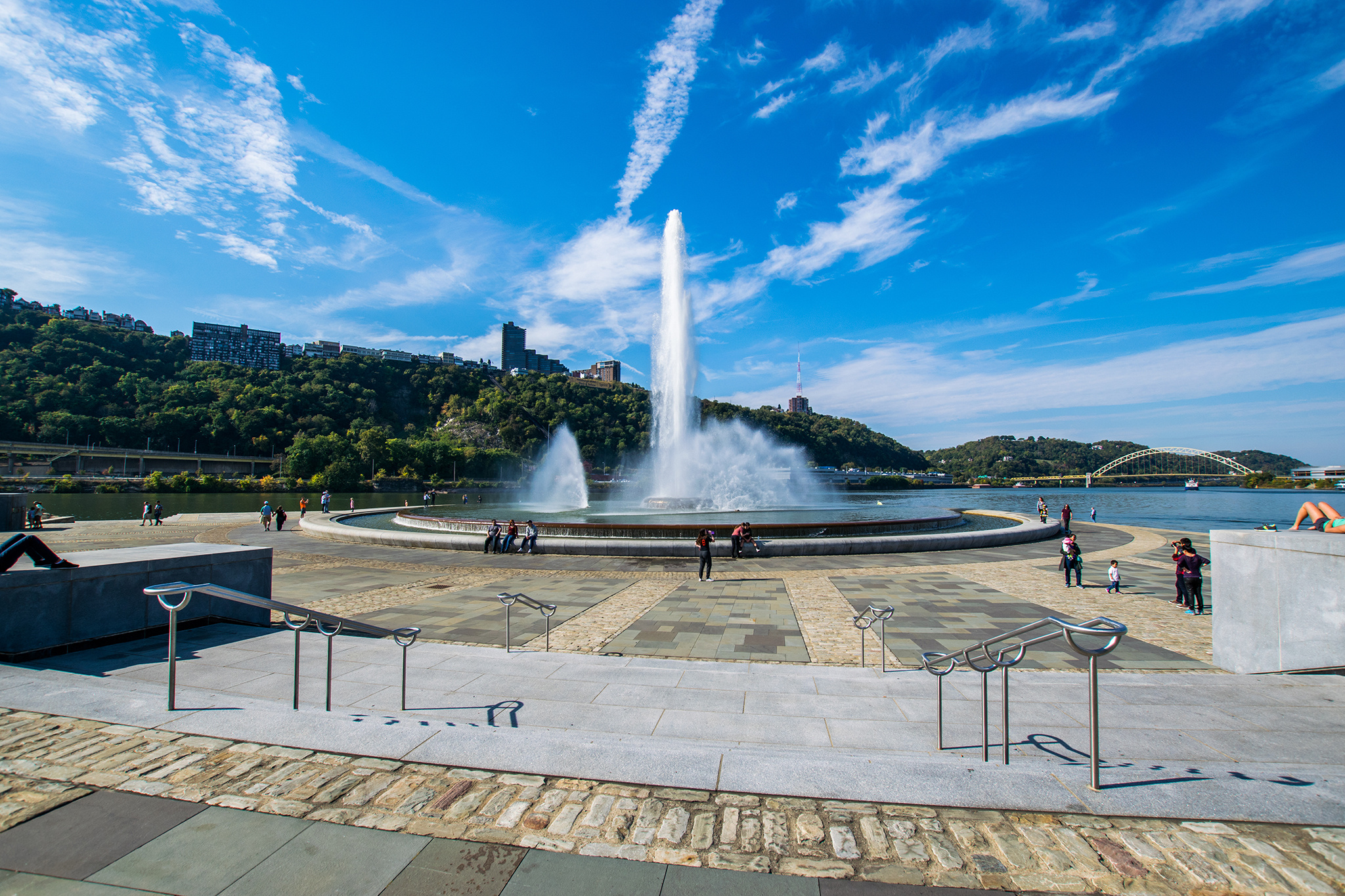 Point State Park fountain, Pittsburgh Wallpaper, 2050x1370 HD Desktop