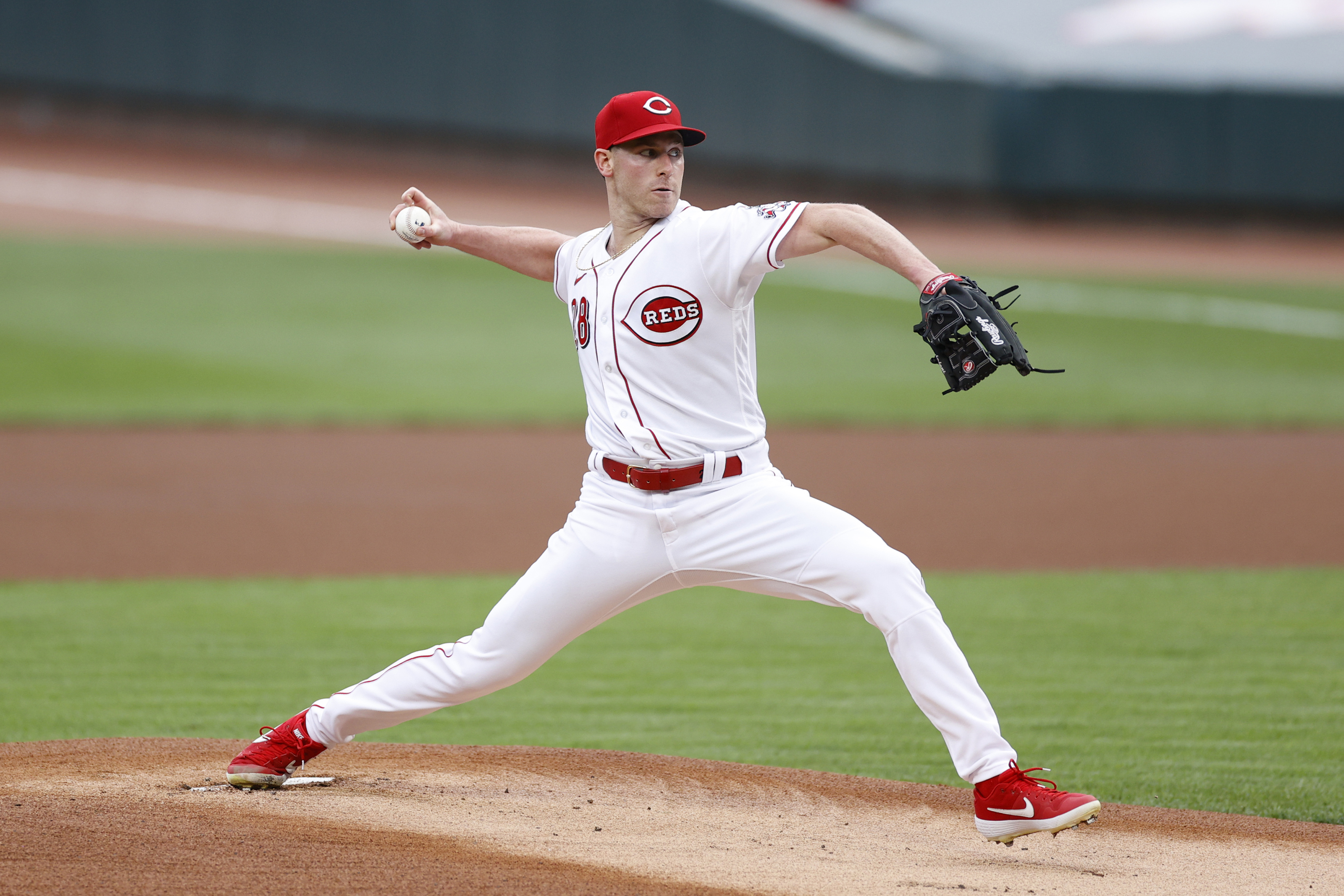 Cincinnati Reds, Sports, Add yet another, Former cincinnati reds pitcher, 3200x2140 HD Desktop