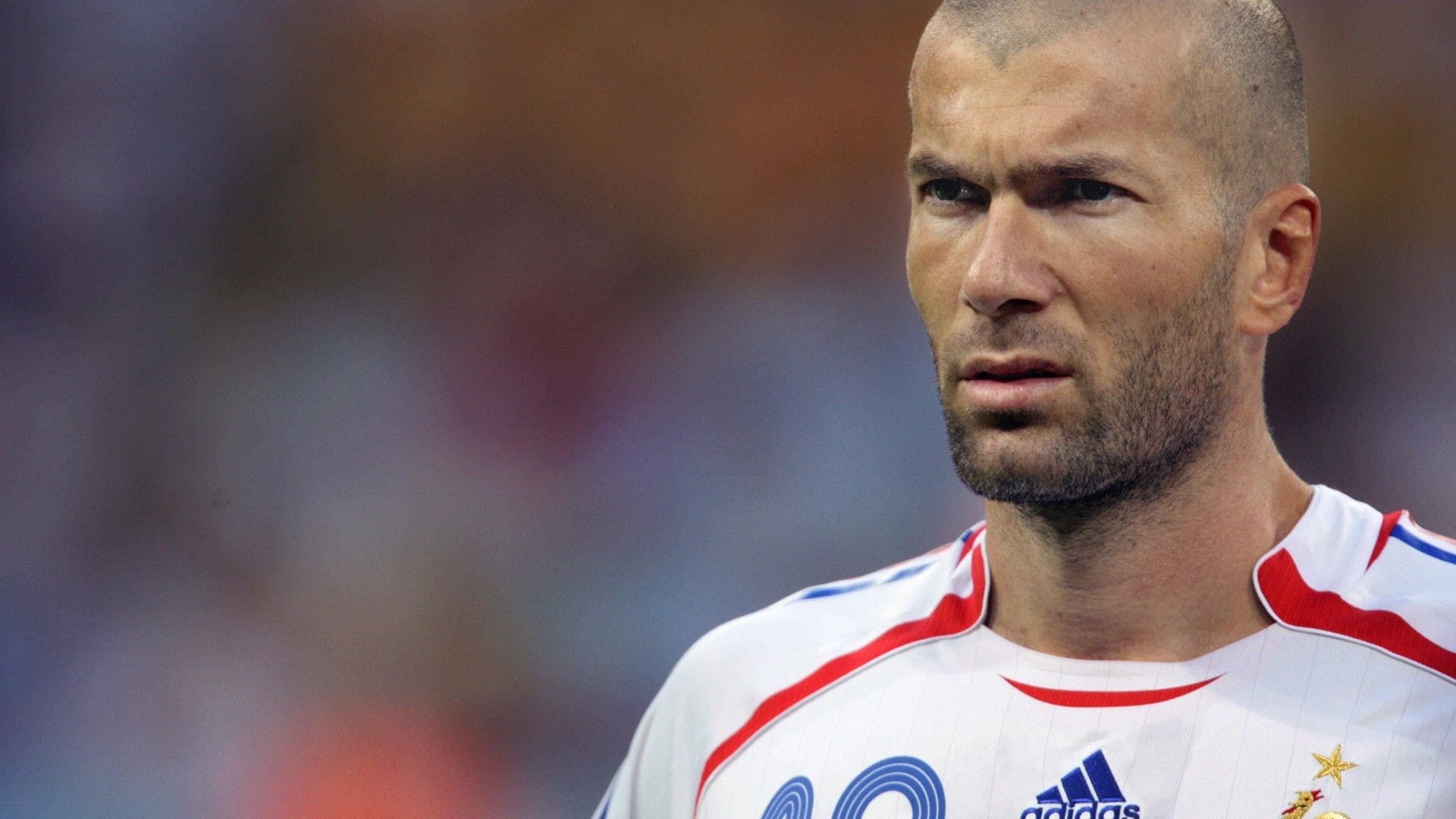 Zinedine Zidane, France 2006 away jersey, Focused facial expression, Full HD Desktop wallpaper