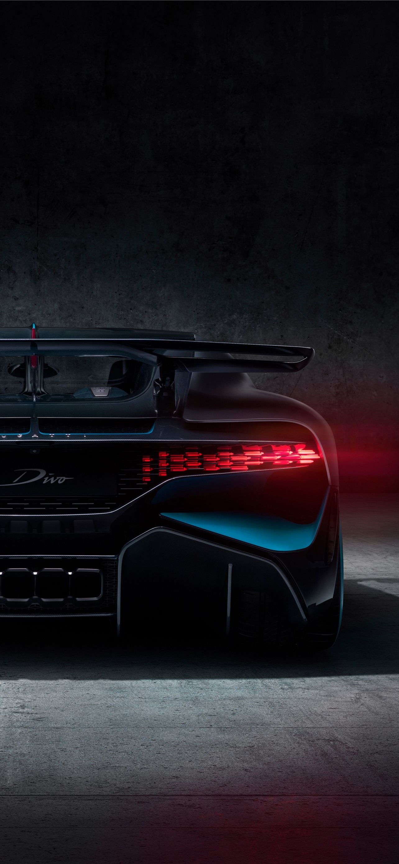 Bugatti Divo, Bugatti Divo taillight, Divo emblem, HD Phone wallpaper