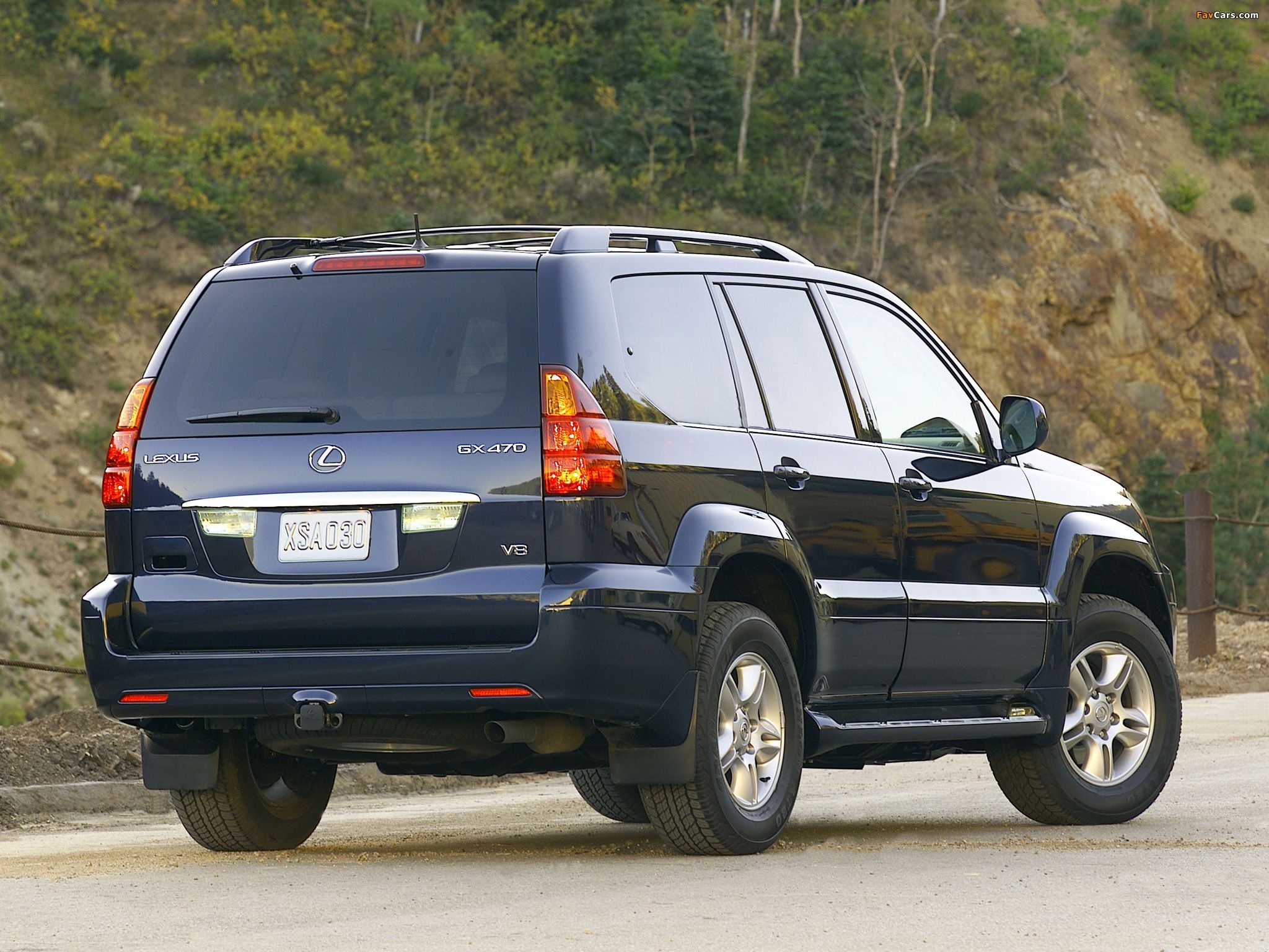 Lexus GX, Off-road prowess, Luxurious features, Commanding presence, 2050x1540 HD Desktop