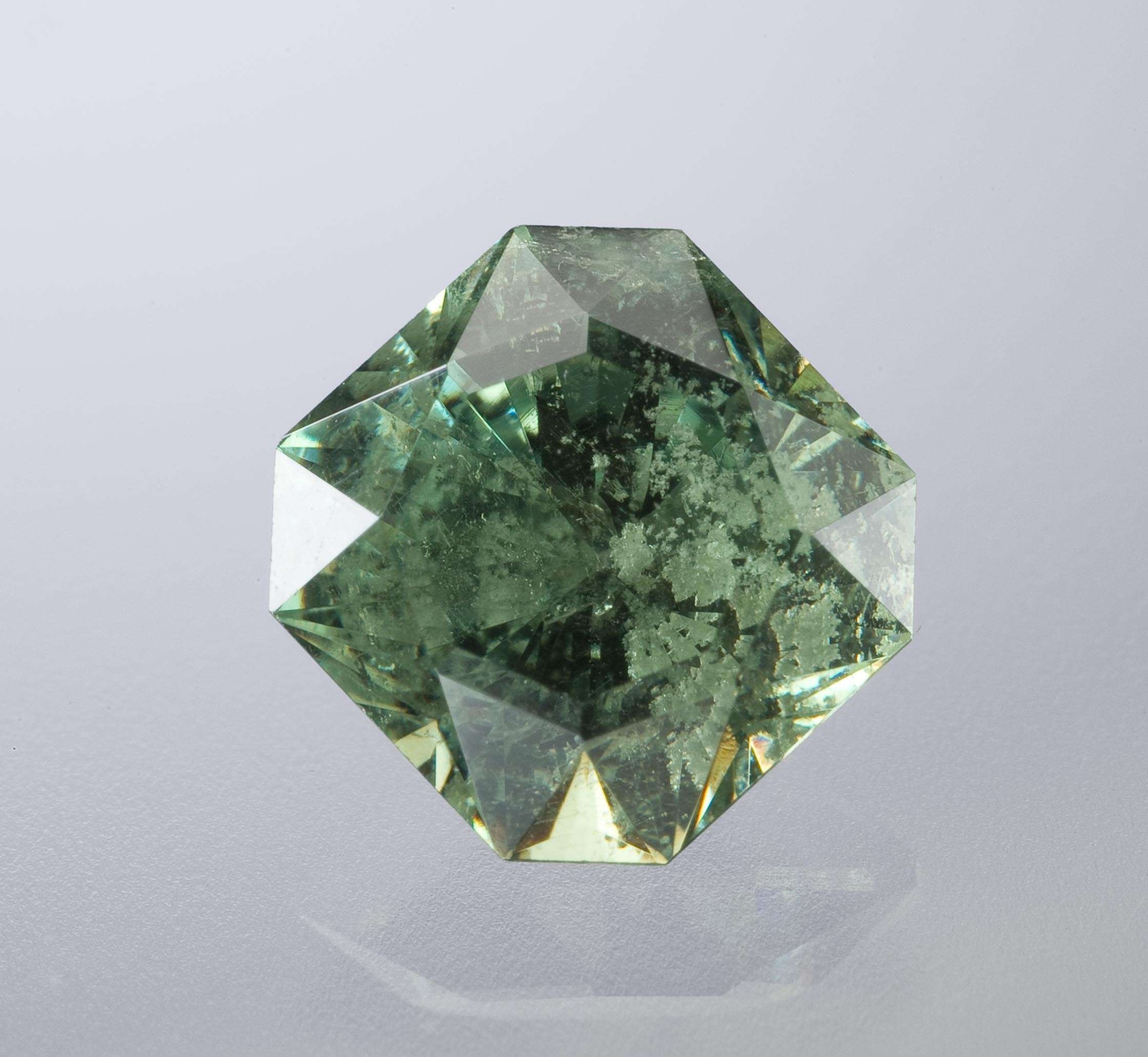 Demantoid, Garnet Wallpaper, 2240x2070 HD Desktop