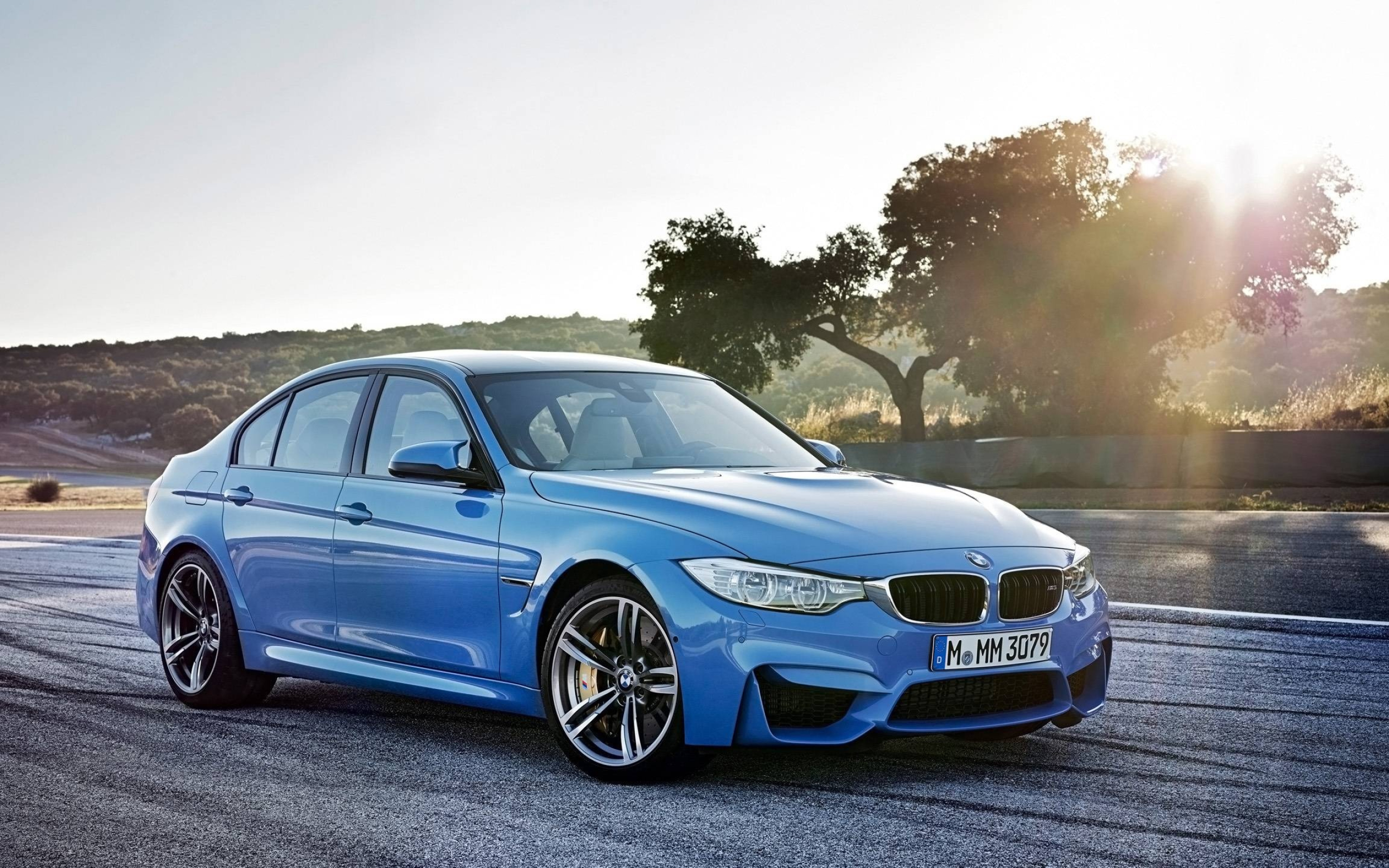 M3, High-quality wallpapers, Automotive beauty, Dynamic performance, 2560x1600 HD Desktop