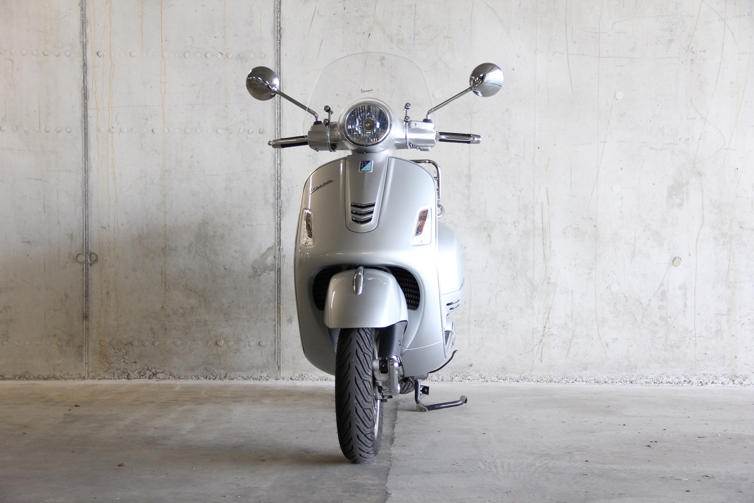 Vespa GTS 300, Auto expertise, Piaggio brand, Scooter model, 2400x1600 HD Desktop