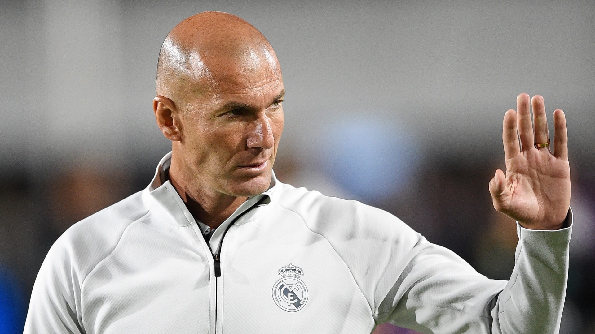 Zinedine Zidane, Real Madrid CF jacket, Raised hand gesture, Full HD Desktop wallpaper