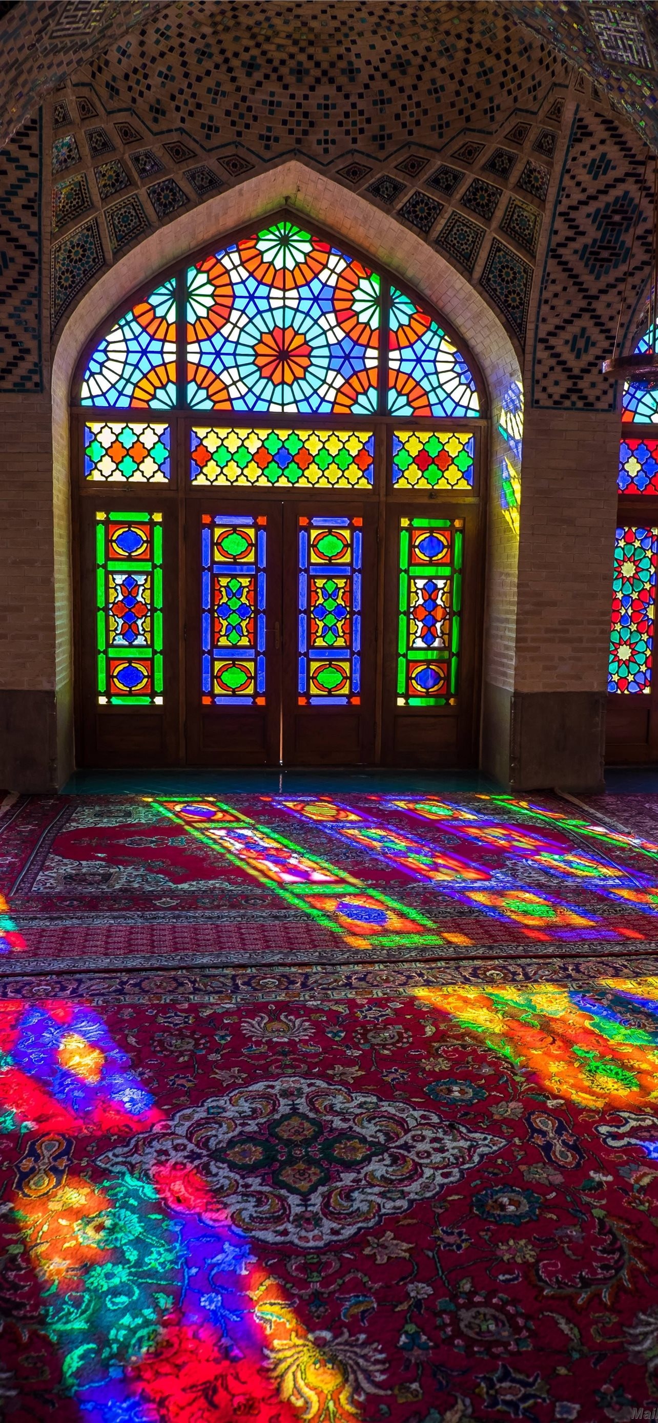 Nasir al-Mulk Mosque, orosi stained glass window, traditional Persian carpet, HD Phone wallpaper