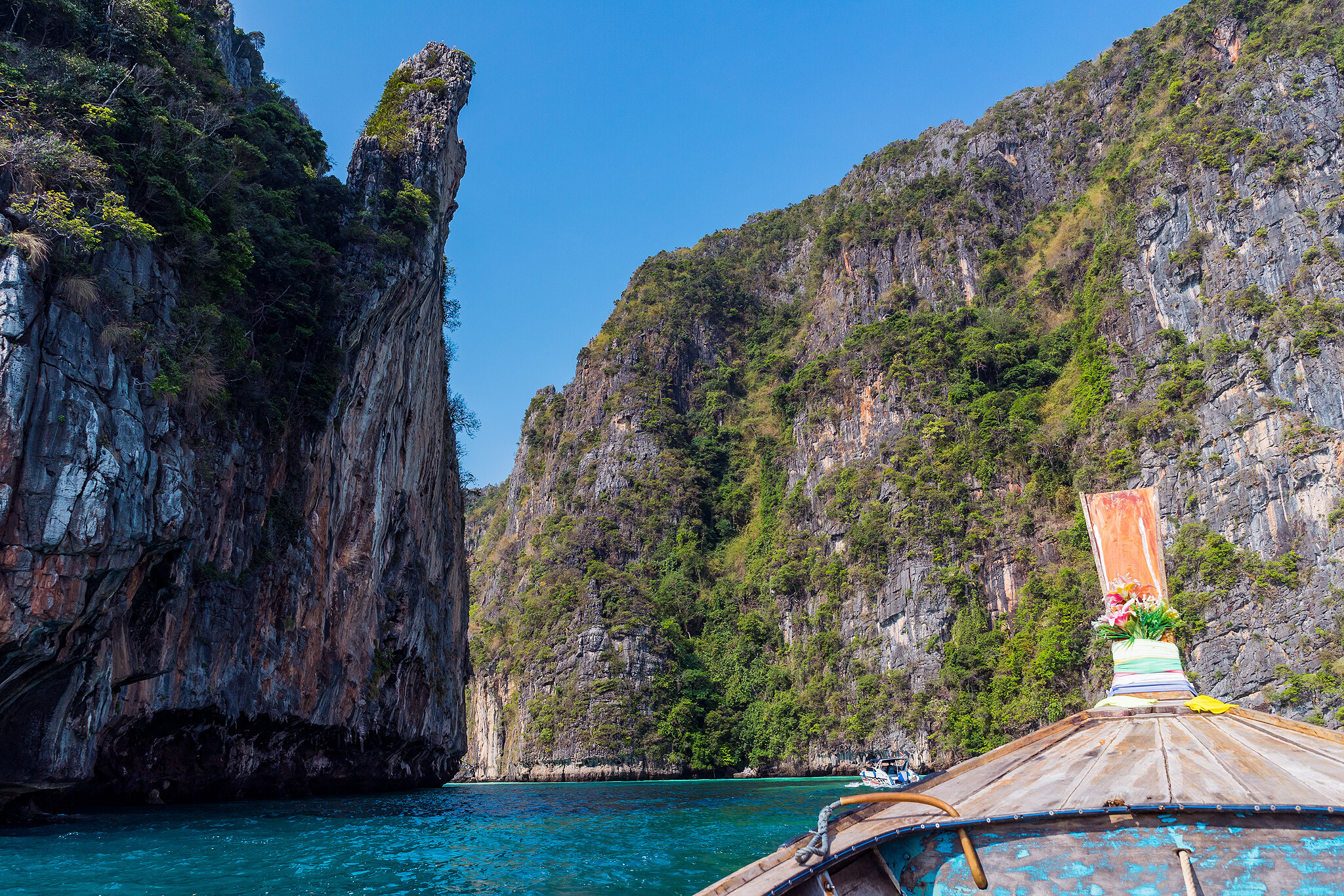 Phi Phi, Loh Samah bay, Island trips, Rosie, 2050x1370 HD Desktop