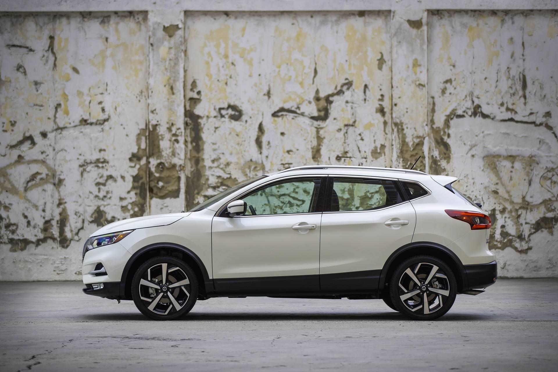 Nissan Rogue Sport, 2022 model, High-quality image, Sleek design, 1920x1280 HD Desktop