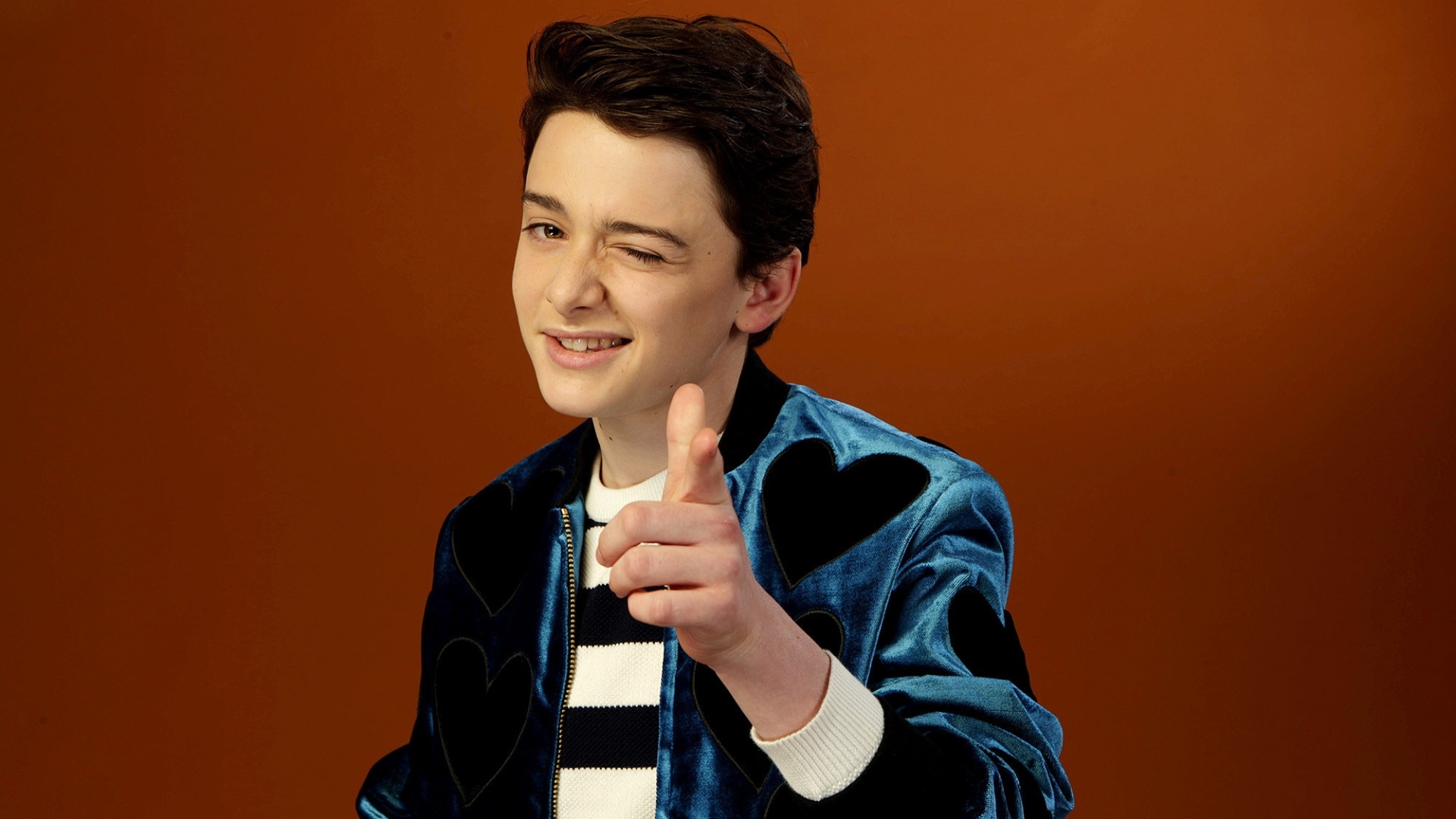 Noah Schnapp, TV shows, Promising career, Versatile actor, 1920x1080 Full HD Desktop