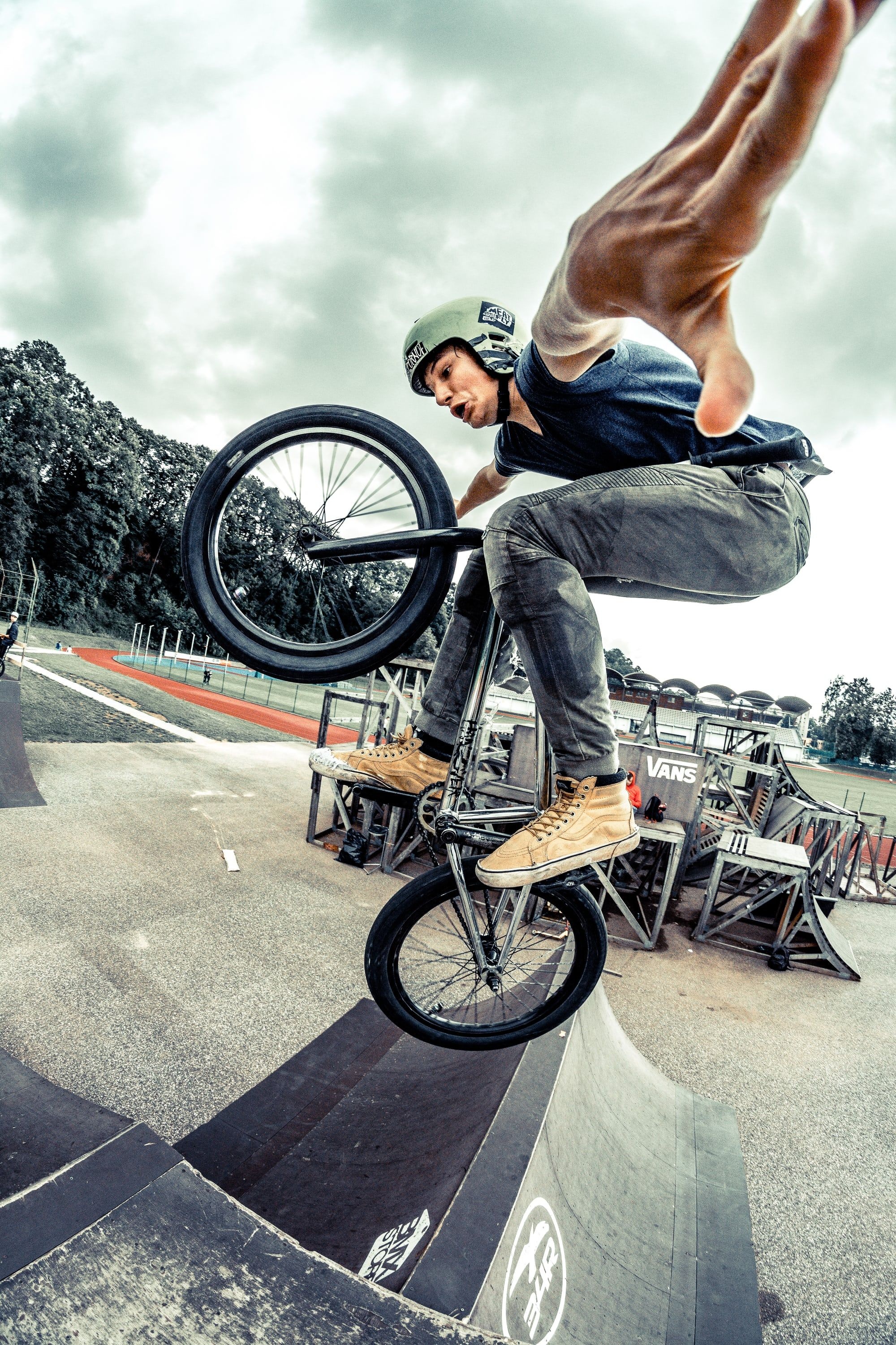 Freestyle, BMX (Sports) Wallpaper, 2000x3000 HD Phone