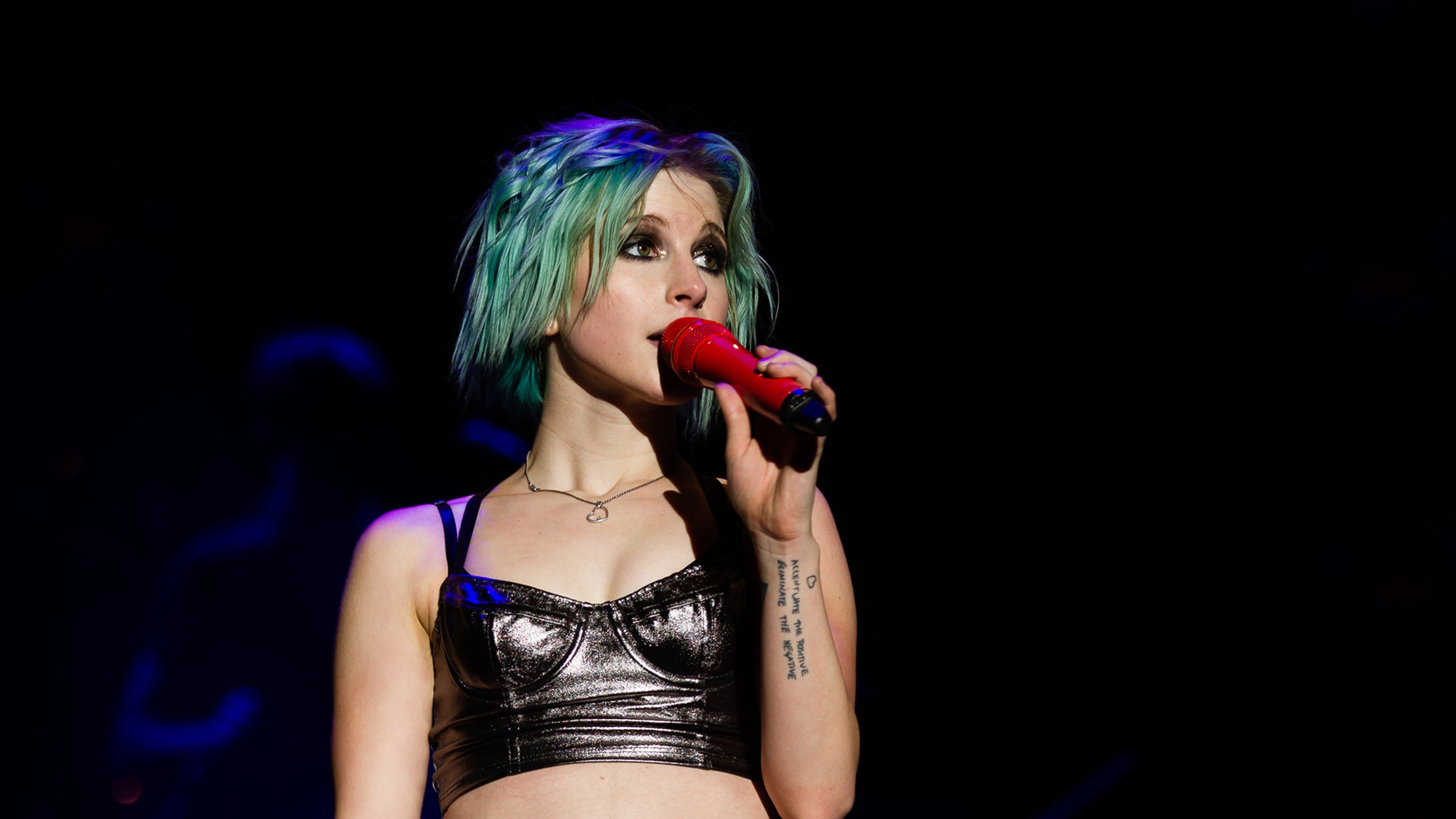 Live Сoncert, Hayley Williams Wallpaper, 3840x2160 4K Desktop