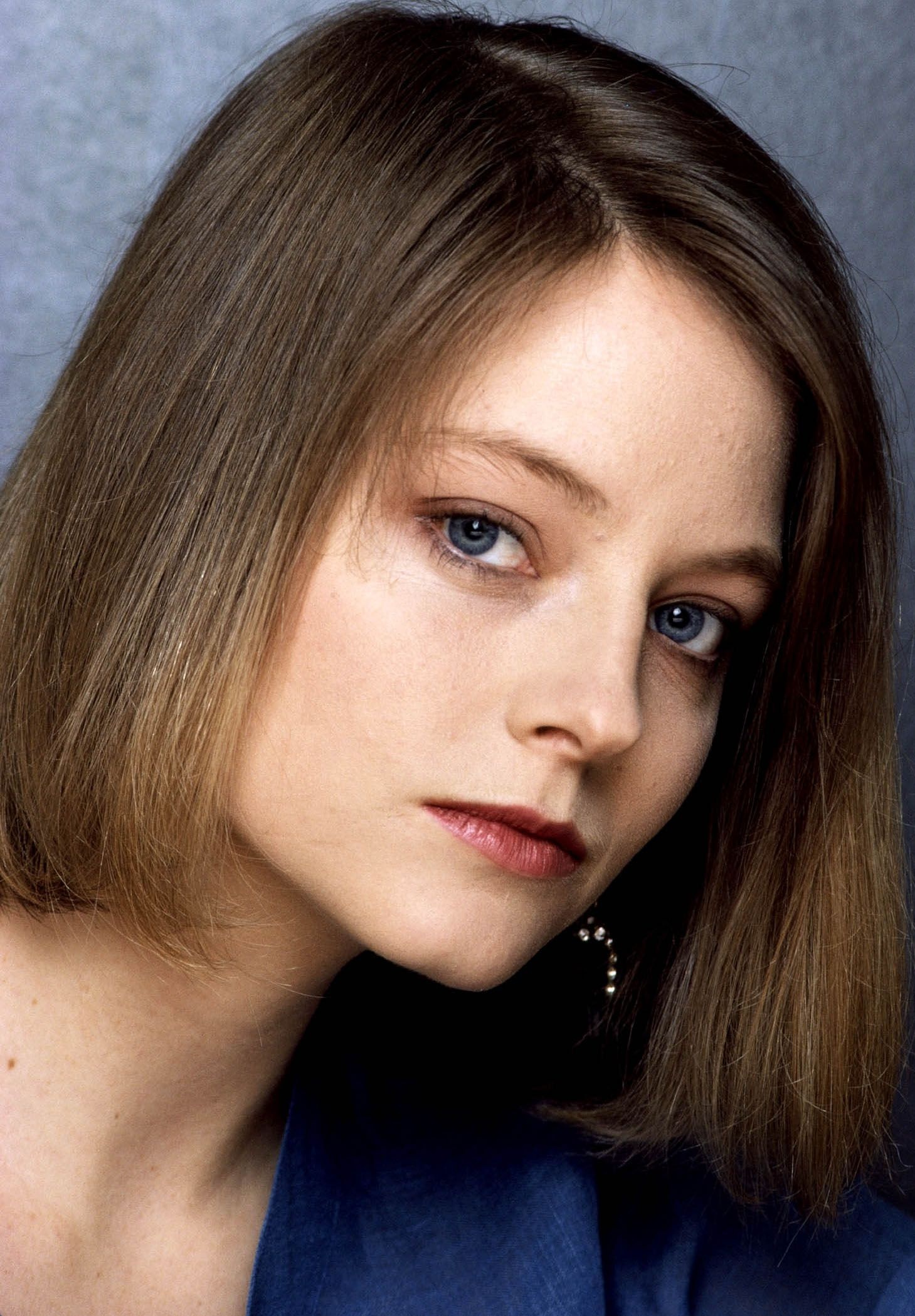 Jodie Foster, Timeless Charm, Fan Favorites, Hollywood Veteran, 1460x2100 HD Phone