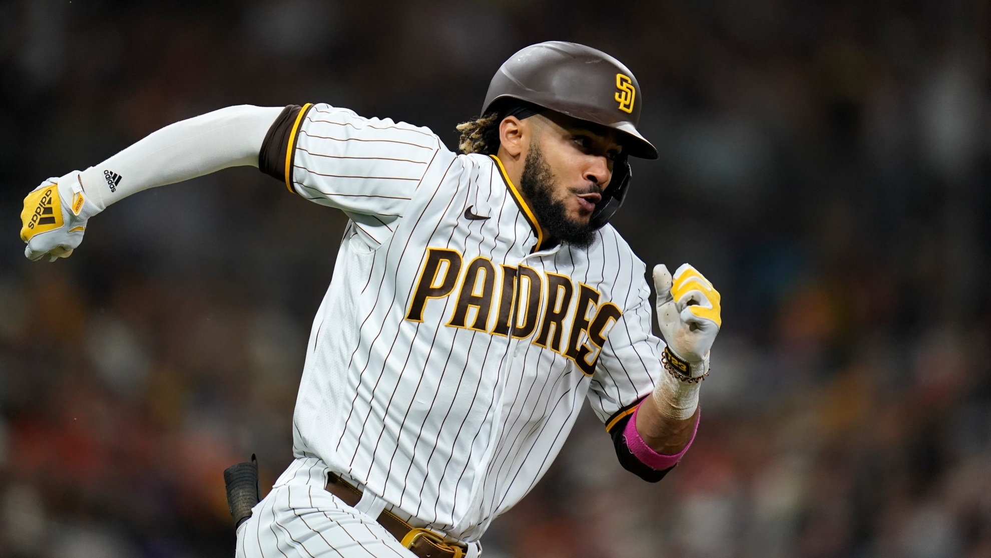 San Diego Padres, Fernando Tatis Jr, Broken wrist, MLB injury, 1980x1120 HD Desktop