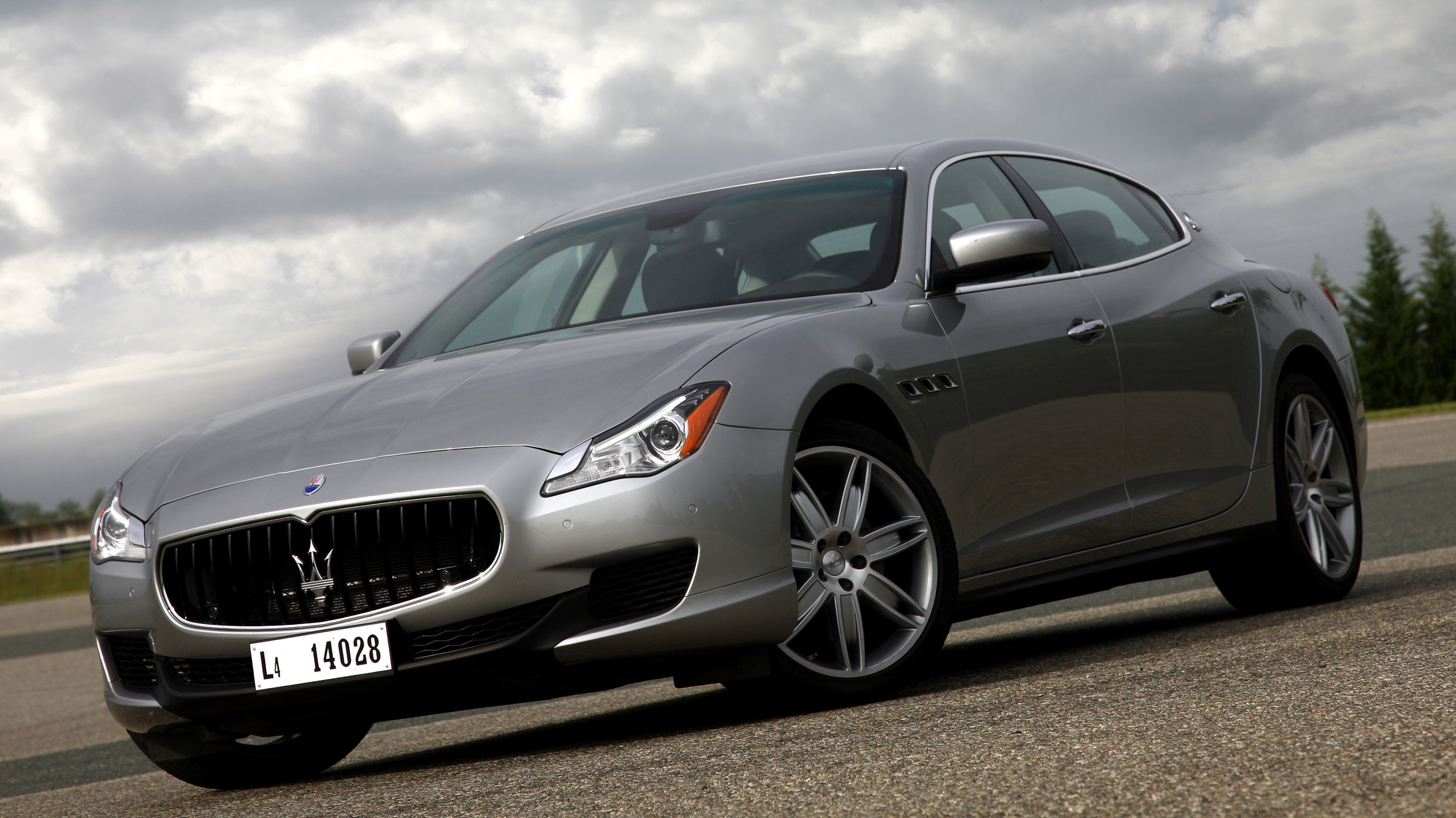 Maserati Quattroporte, S Q4 edition, 2013 model, Luxury sedan, 3840x2160 4K Desktop