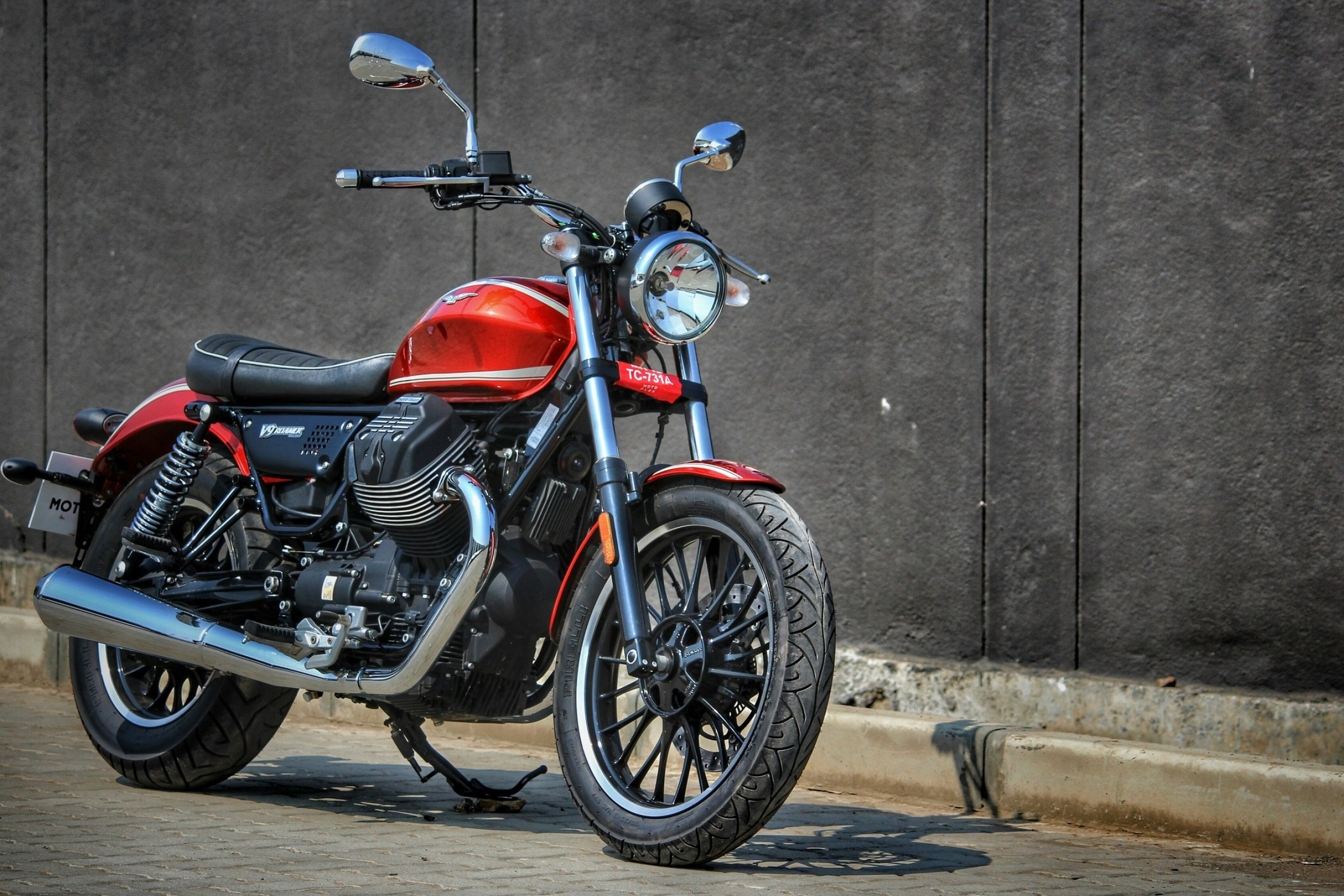 Moto Guzzi V9, Roamer test ride, Powerful performance, Smooth, 2600x1730 HD Desktop