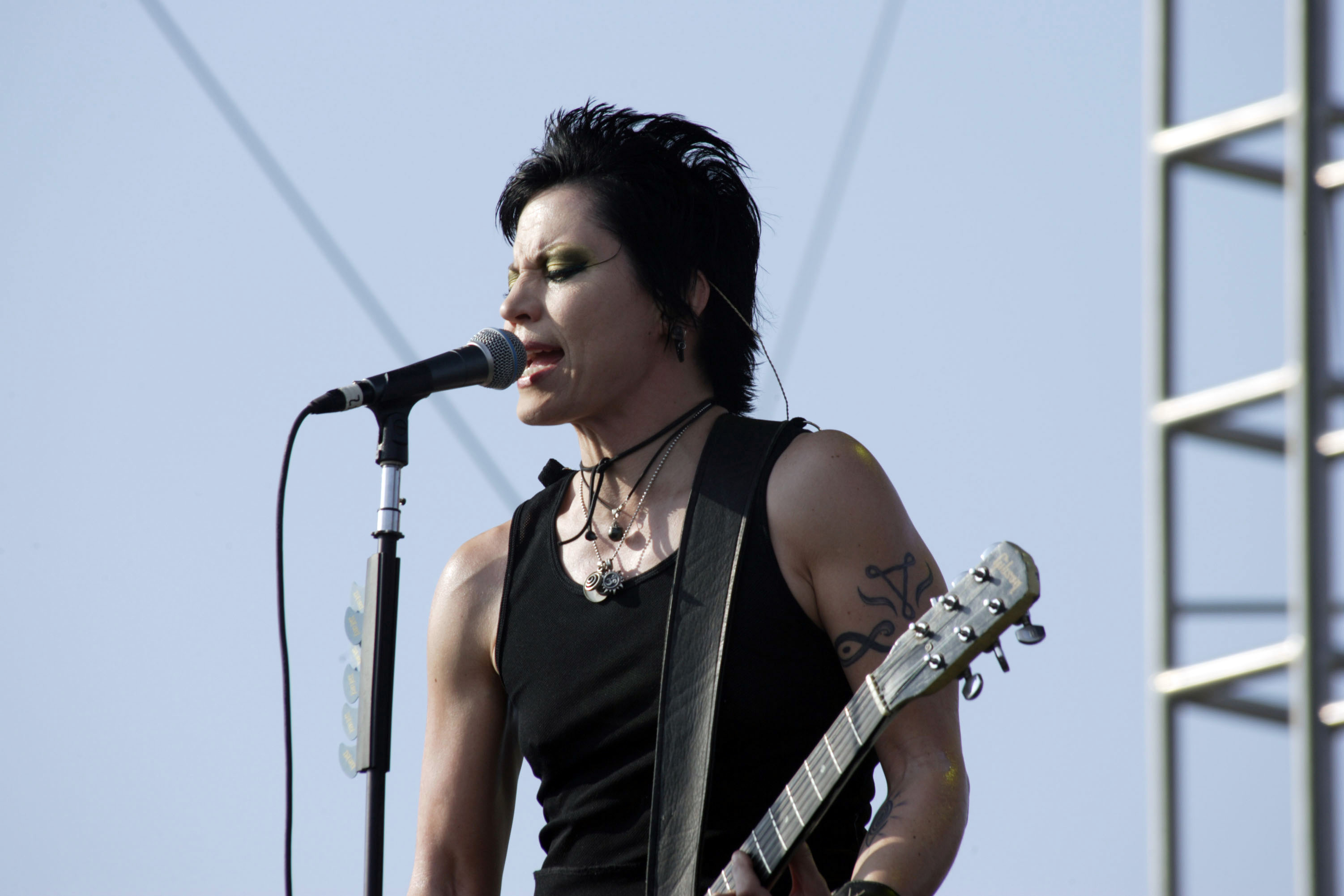 Fort Hood 2005, Joan Jett Wallpaper, 3010x2010 HD Desktop