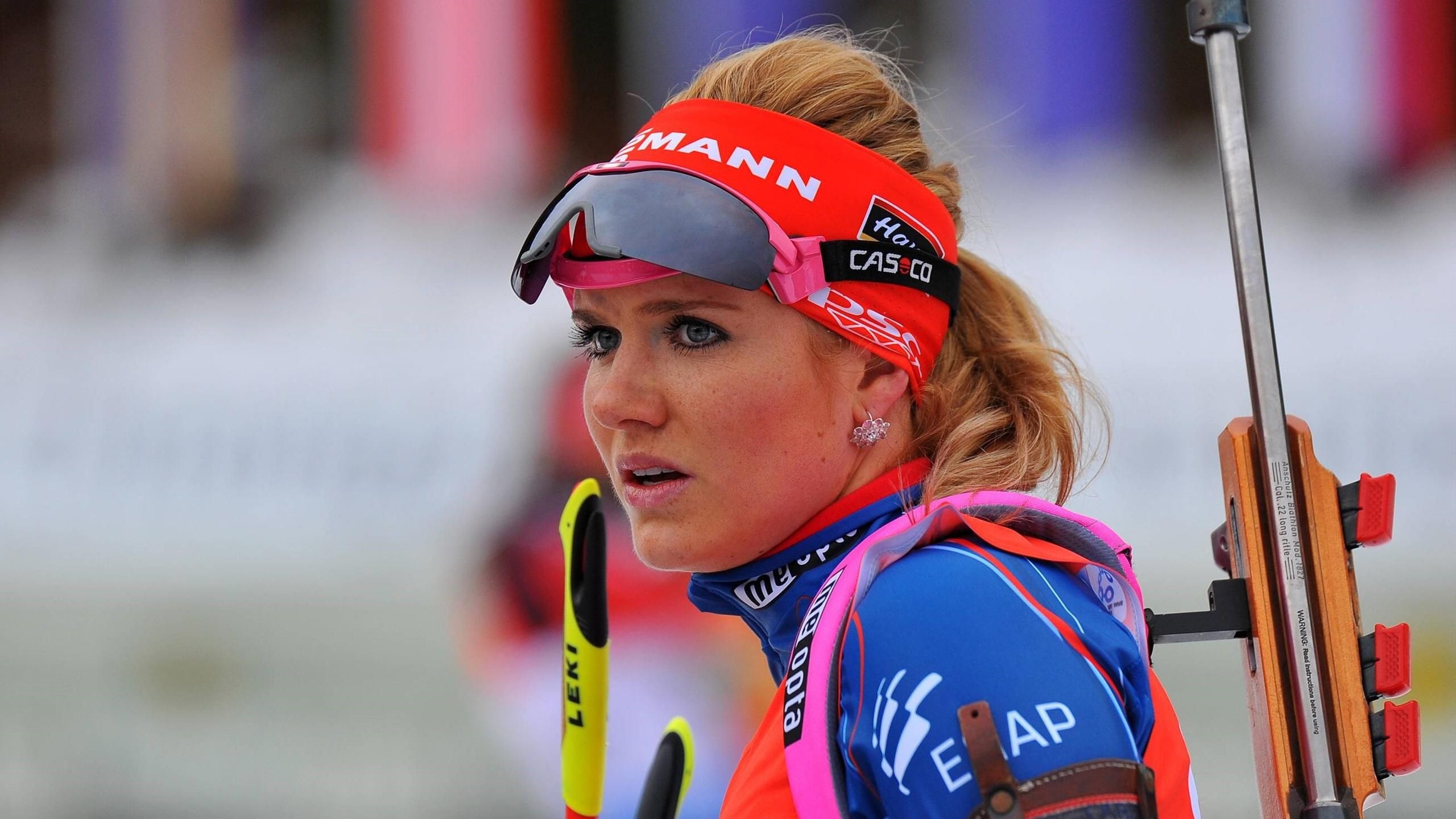 Wallpaper Gabriela Soukalova, Biathlon Czech, Blonde Jeadgher, 2560x1440 HD Desktop