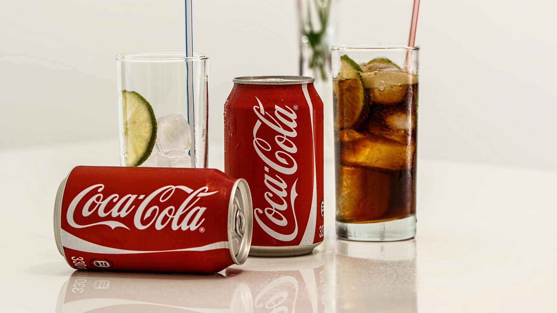 Coca-Cola, Desktop wallpaper, Soda can, Refreshing drink, 1920x1080 Full HD Desktop