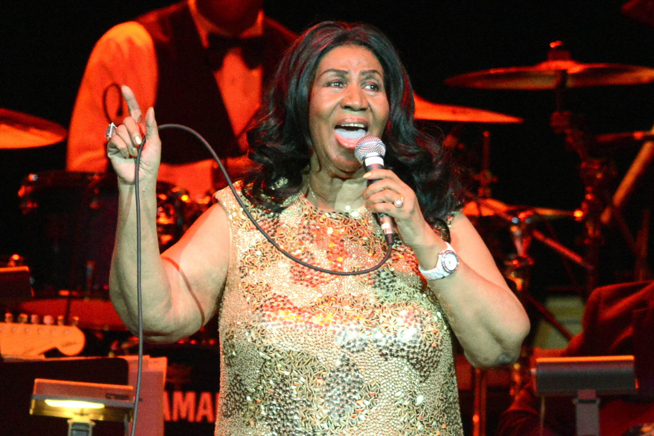 Great Diva Classics Tour, Aretha Franklin Wallpaper, 2090x1400 HD Desktop