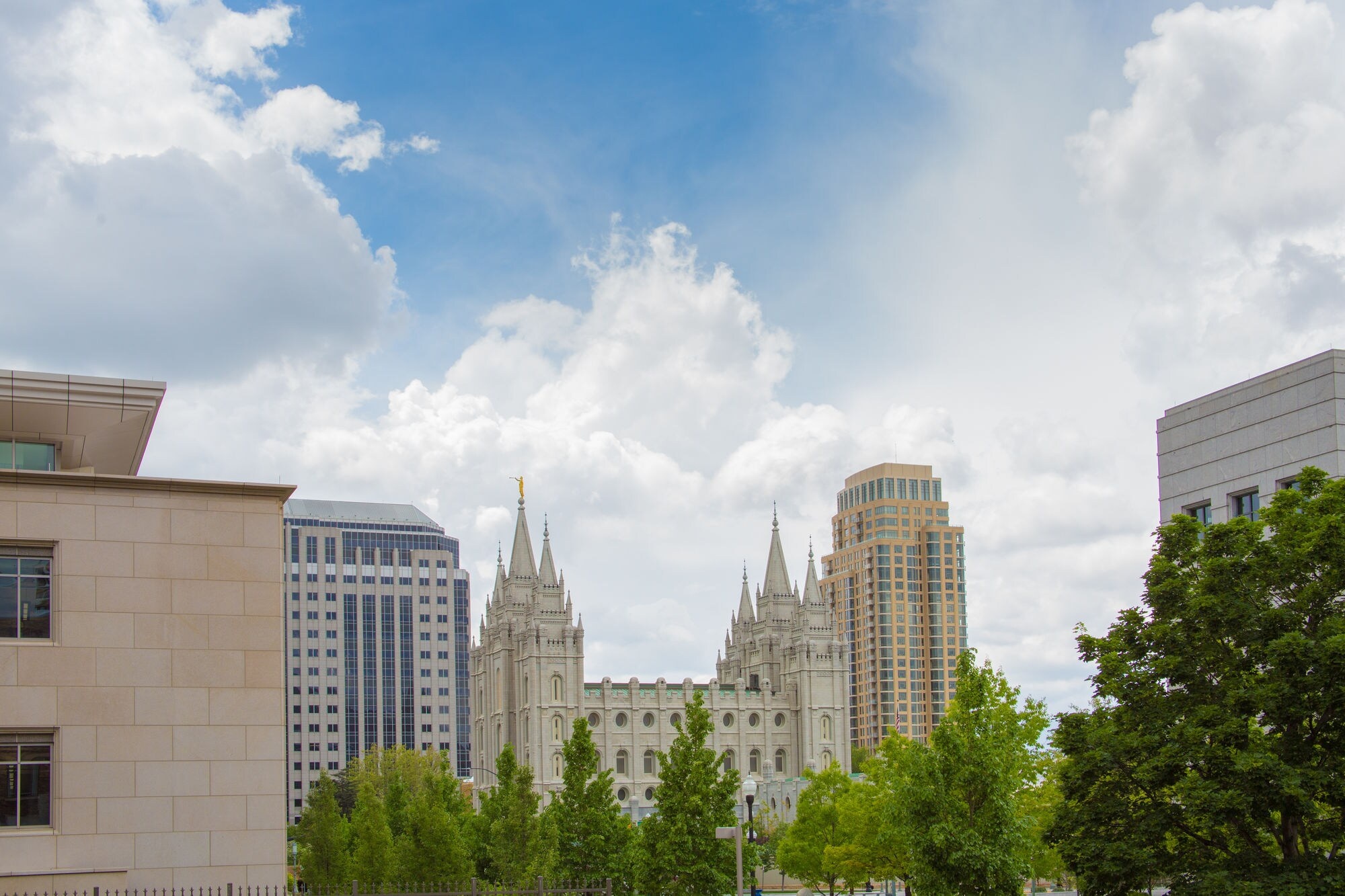 Salt Lake Temple, Attraction reviews, Tickets, Discounts, 2000x1340 HD Desktop